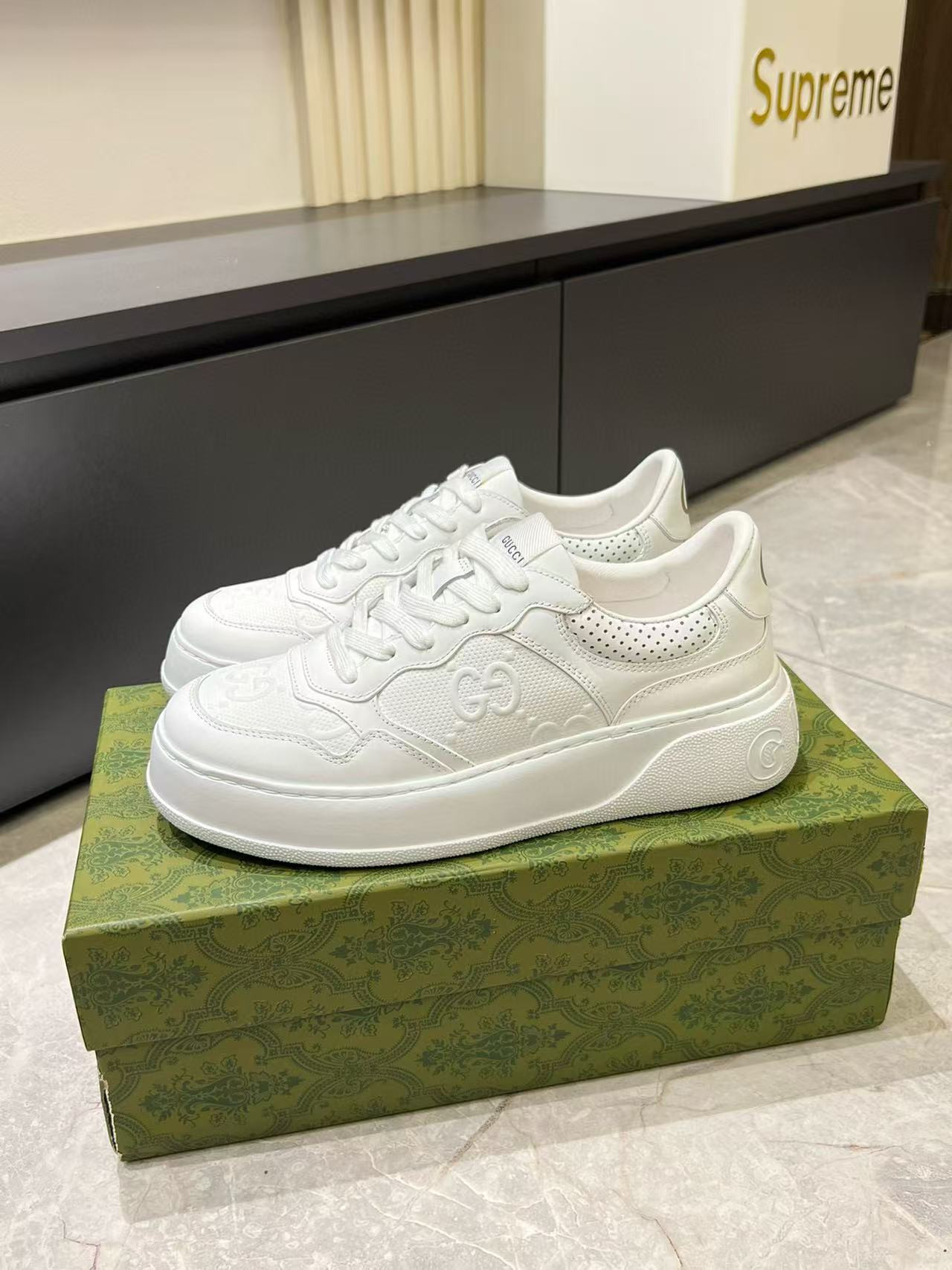 UA Gvc*1 GG Embossed Sneakers