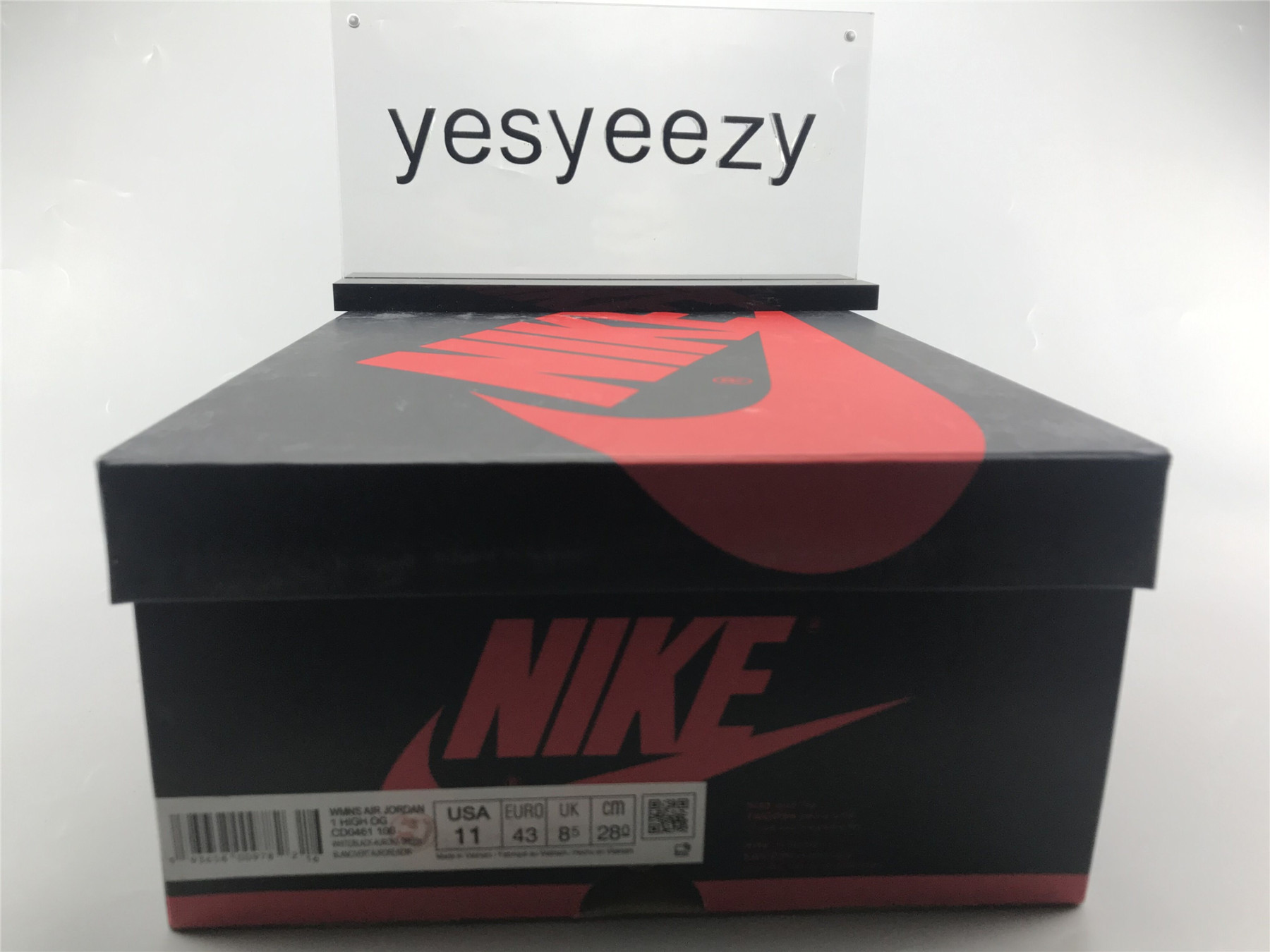 UA WMNS AIR JORDAN 1 RETRO HIGH OG "TIE-DYE"