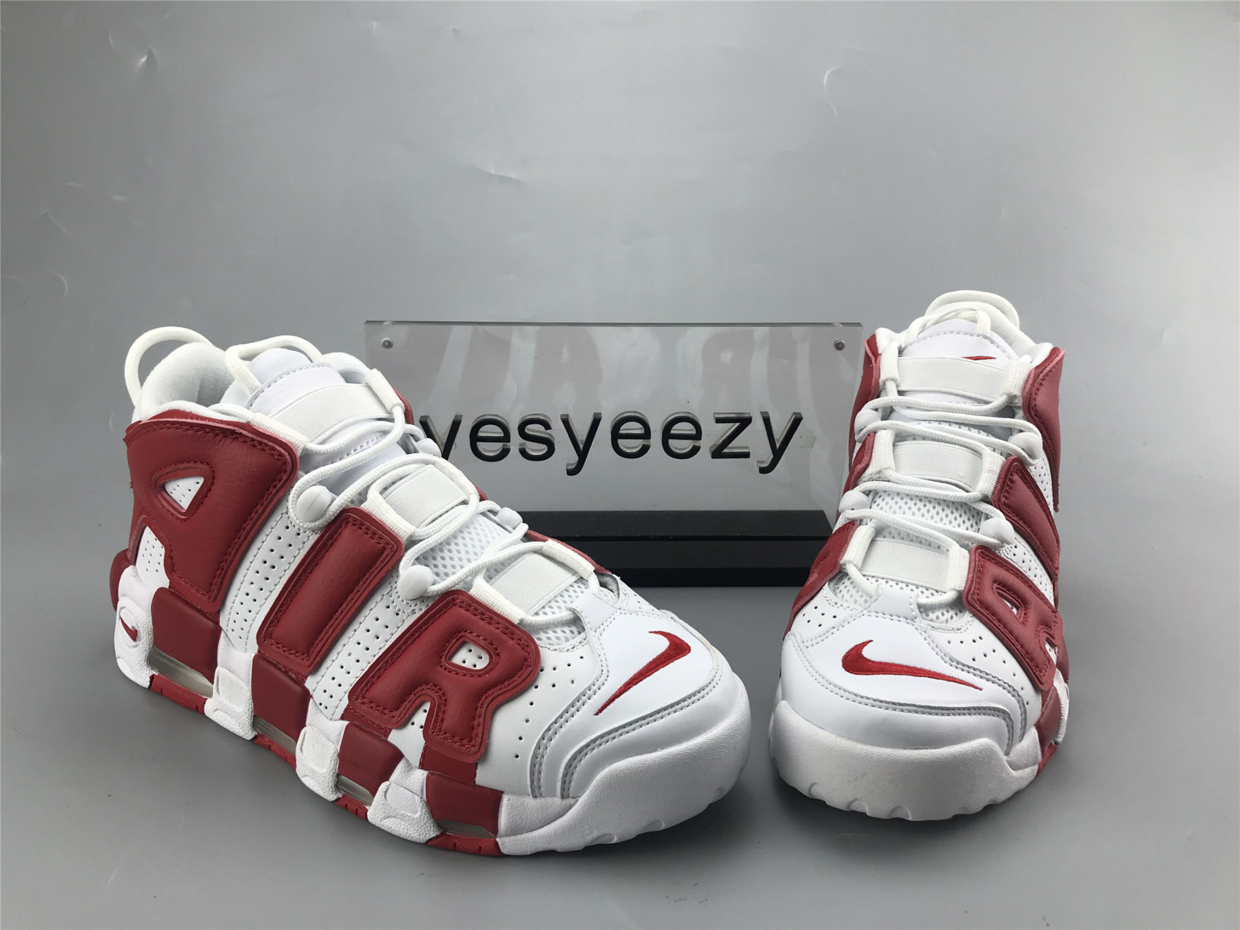 UA NIKE AIR MORE UPTEMPO 