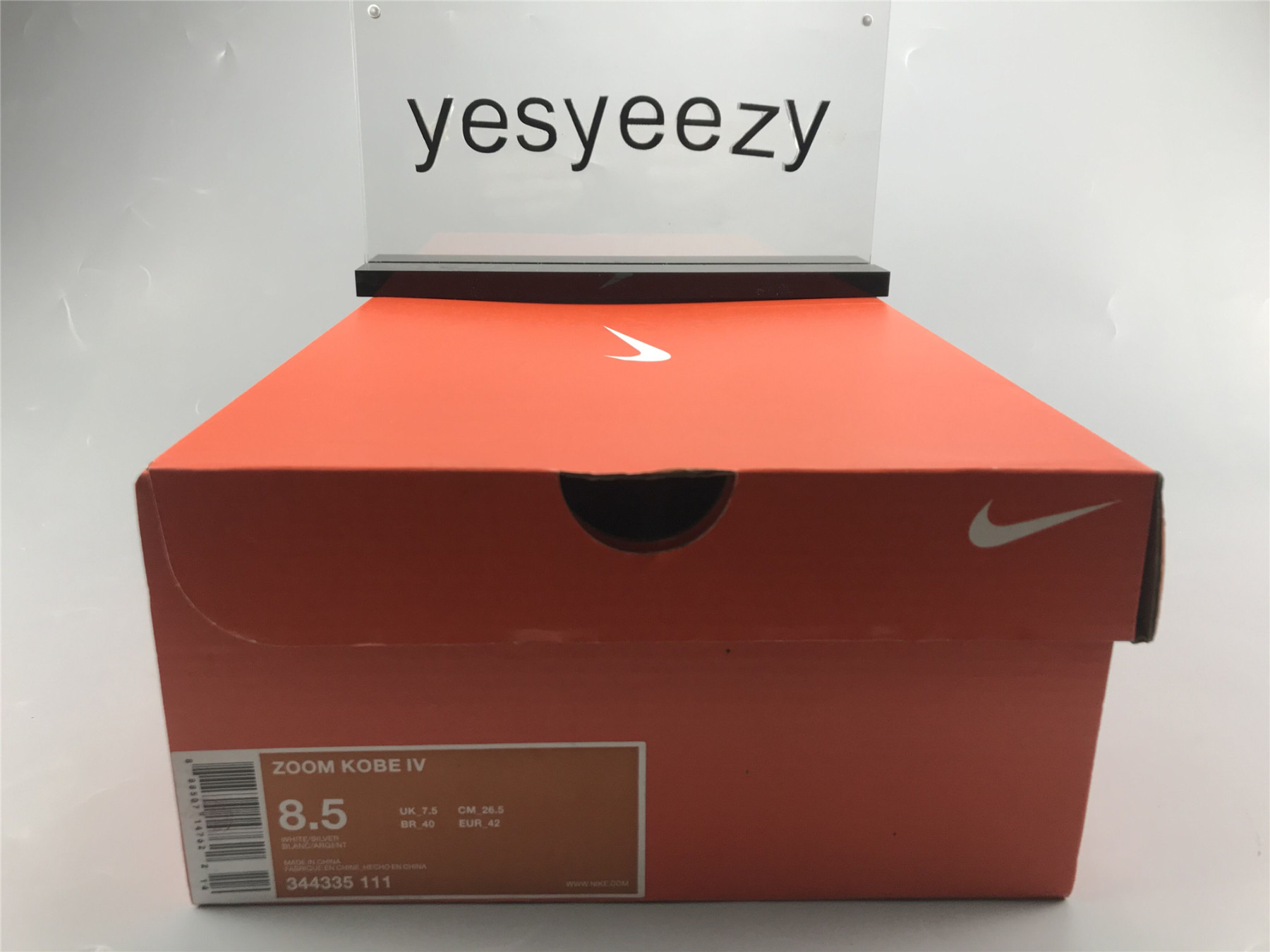 UA NIKE ZOOM KOBE 4 
