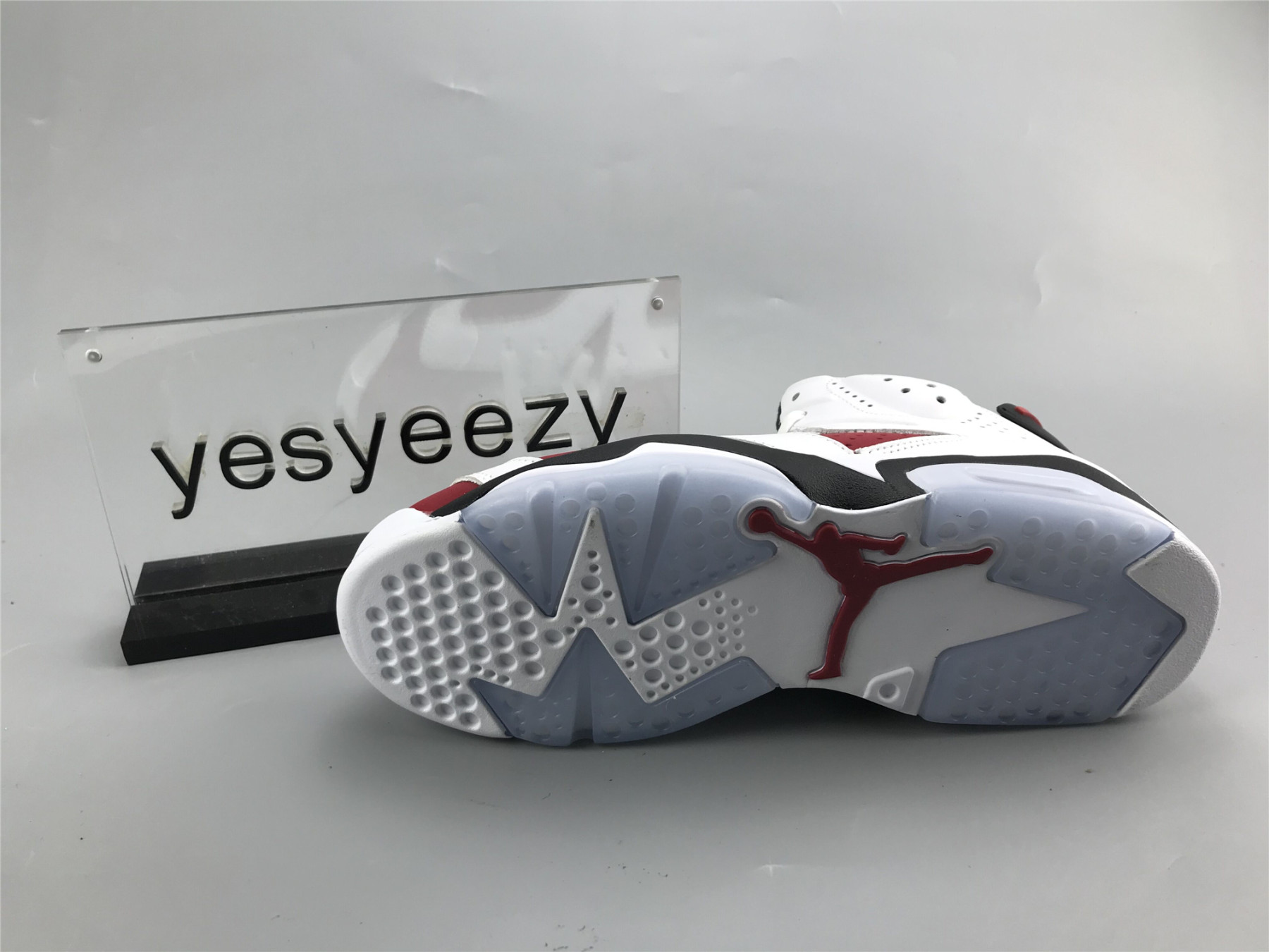UA AIR JORDAN 6 RETRO OG