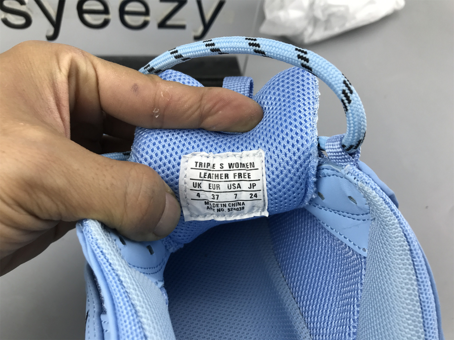 UA TRIPLE S CLEAR SOLE BLUE