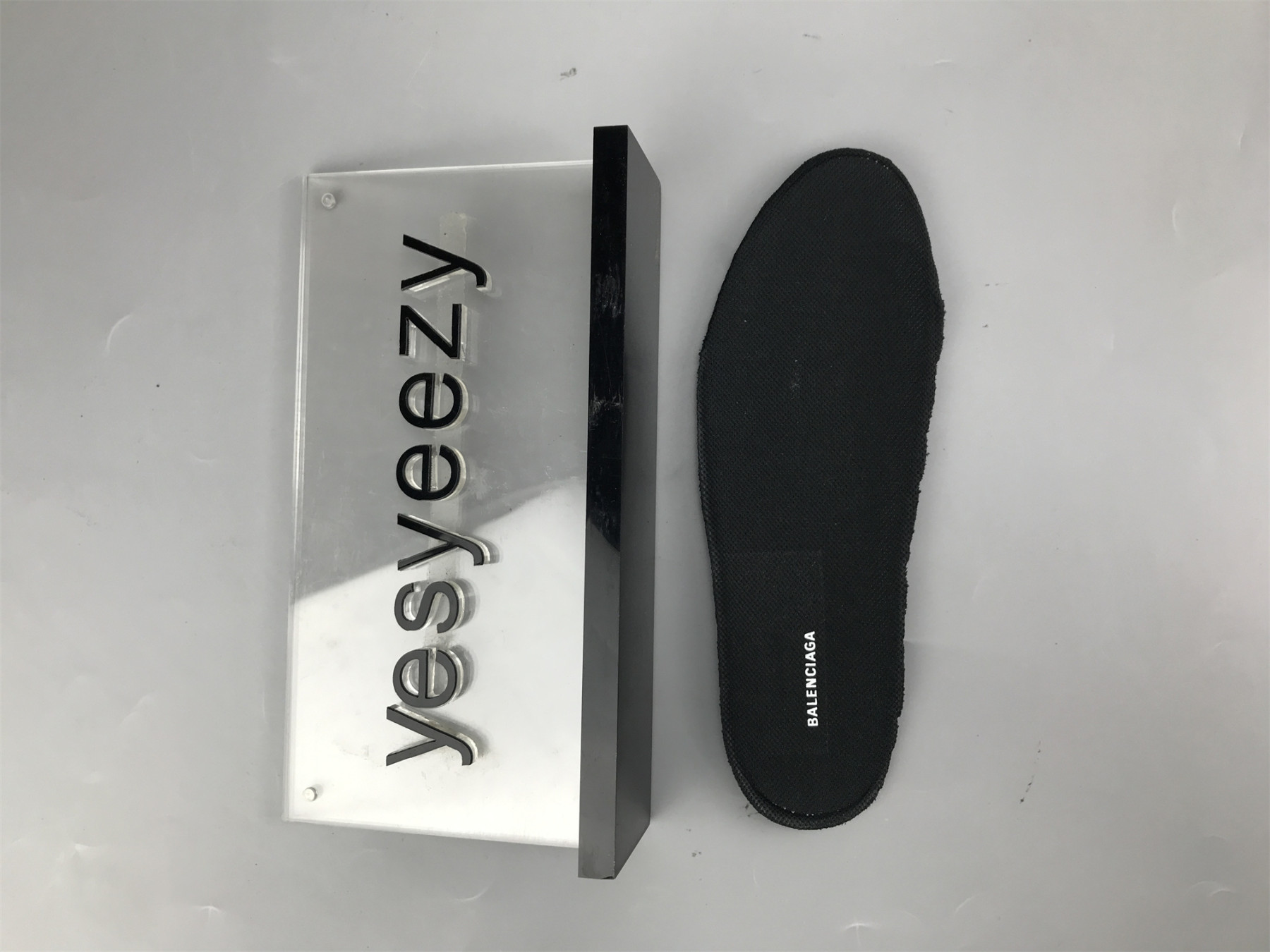 UA TRACK SNEAKER BLACK GREY