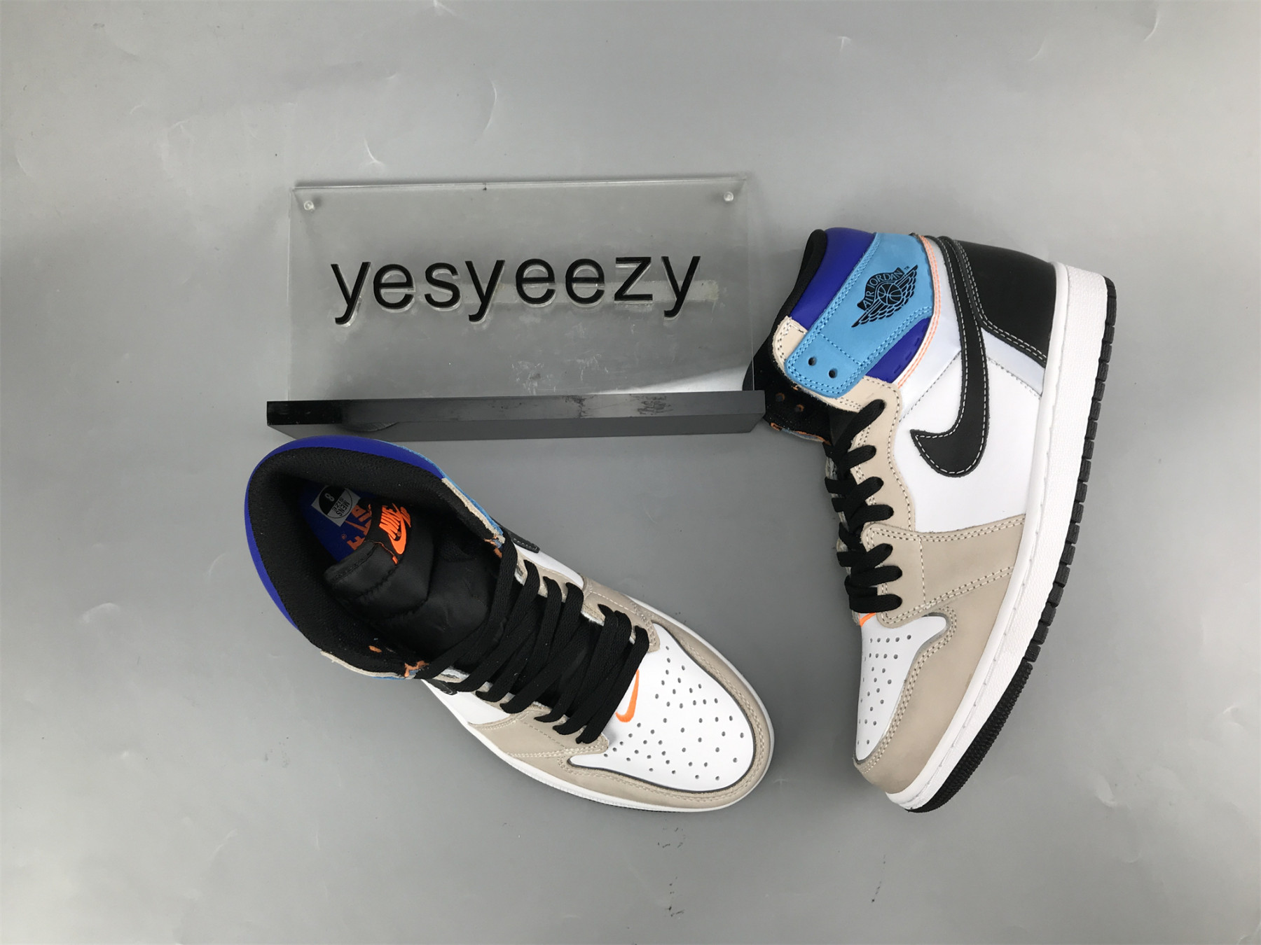 UA AIR JORDAN 1 RETRO HIGH OG 