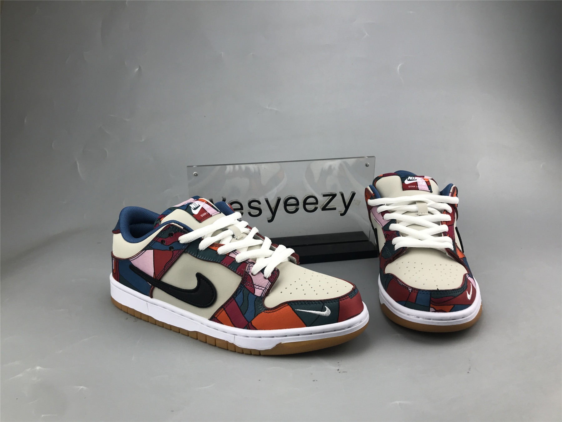 UA NIKE PARRA X DUNK LOW PRO QS SB 