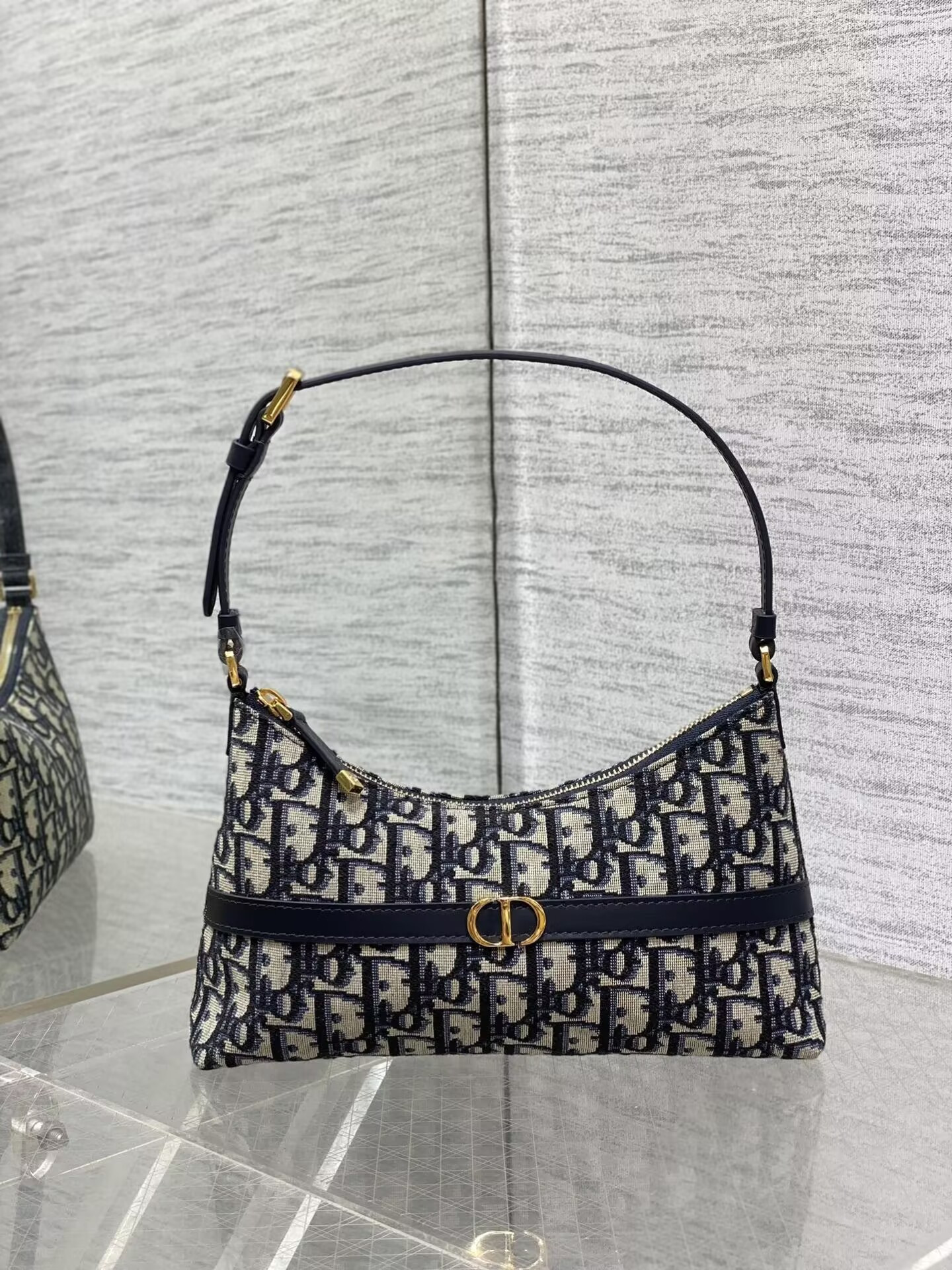 D10r 30 Montaigne Cigale Bag 18x6.5x11cm