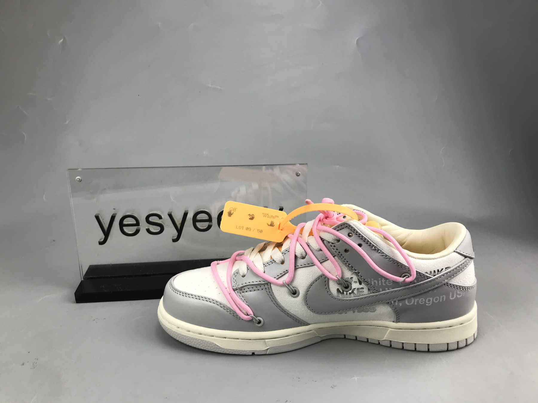 UA NIKE OFF-WHITE X DUNK LOW 
