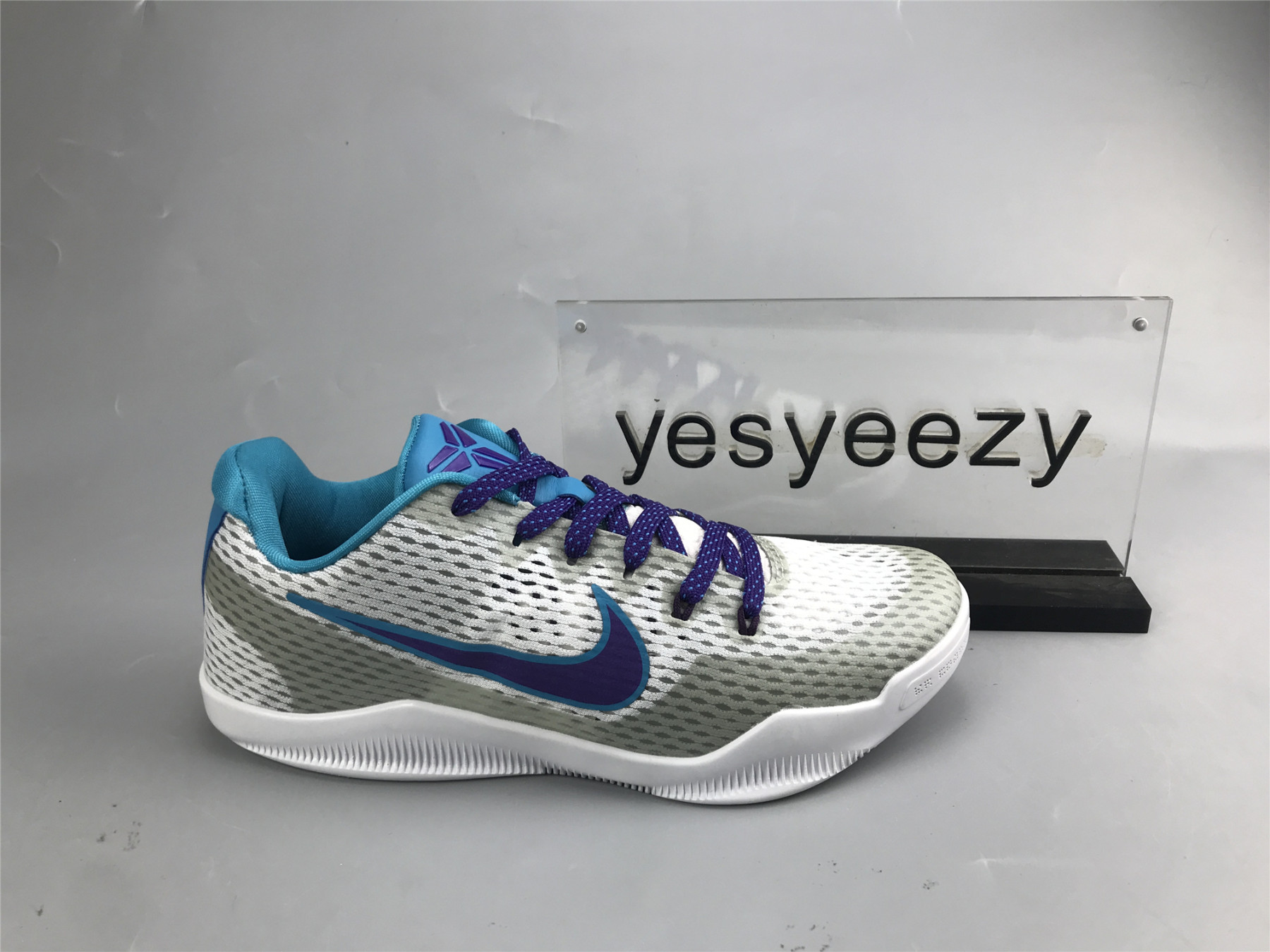 UA NIKE KOBE 11 EP 