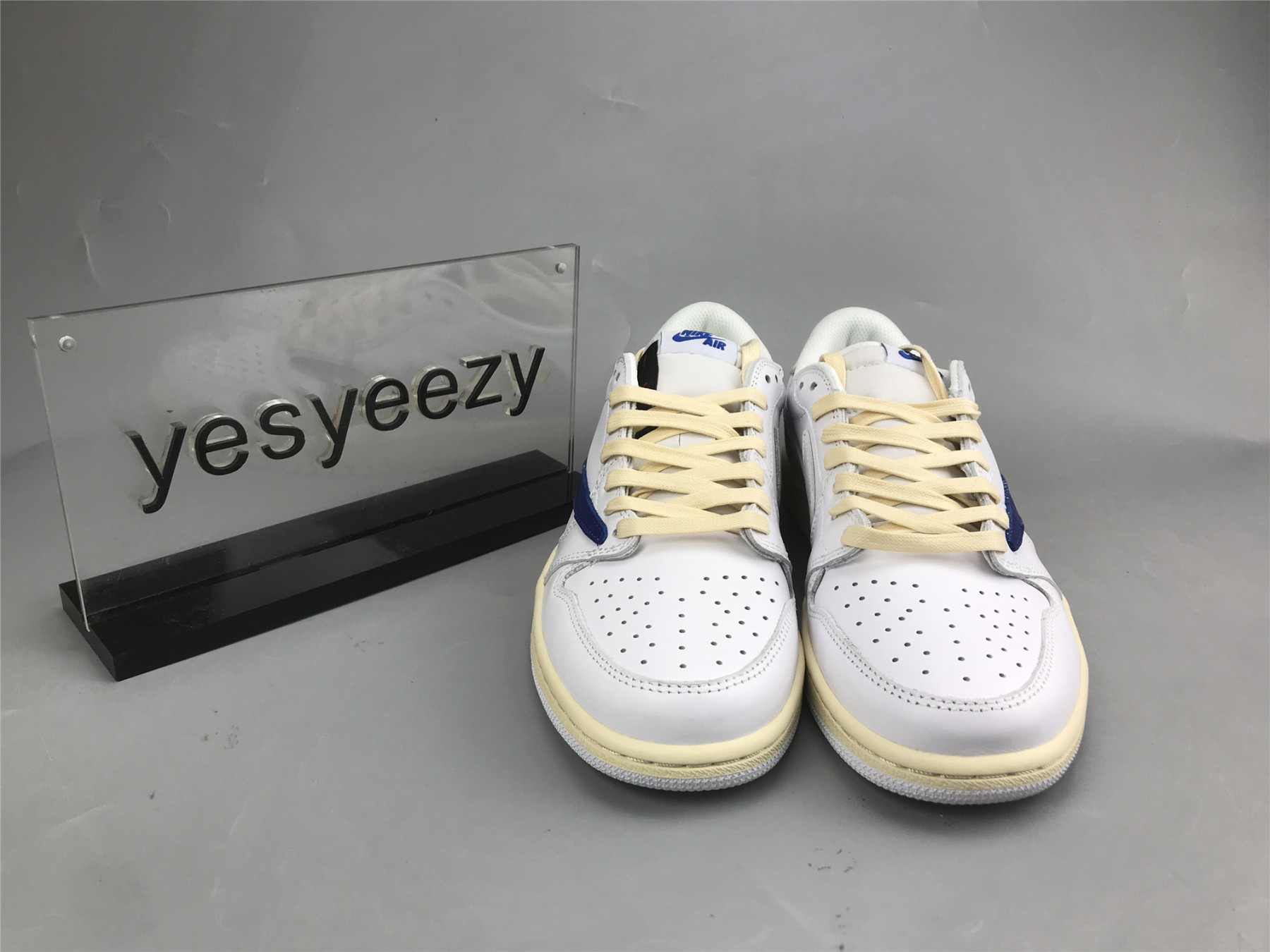 UA AIR JORDAN 1 LOW AJ1 TS