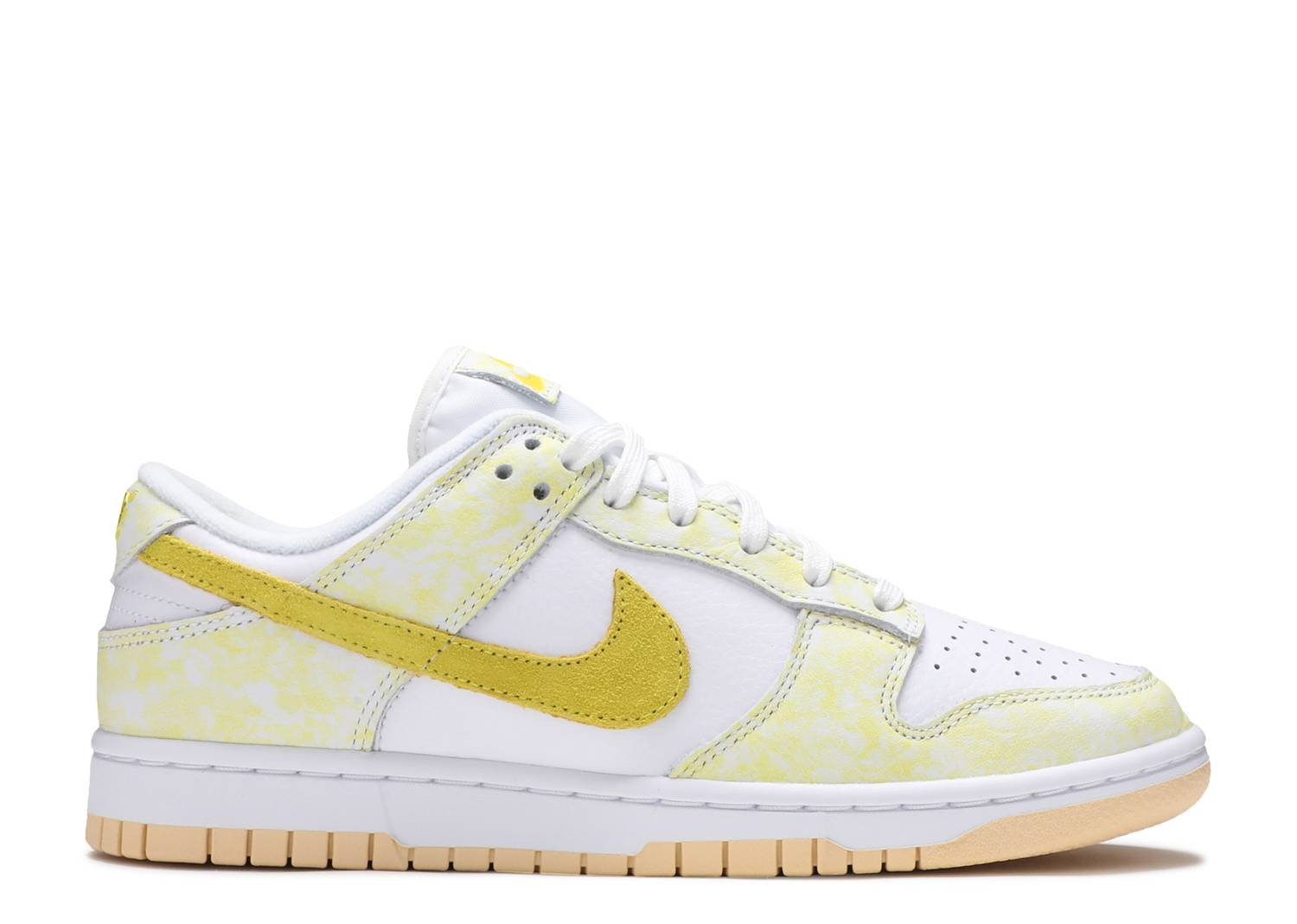 UA NIKE WMNS DUNK LOW OG 'YELLOW STRIKE'