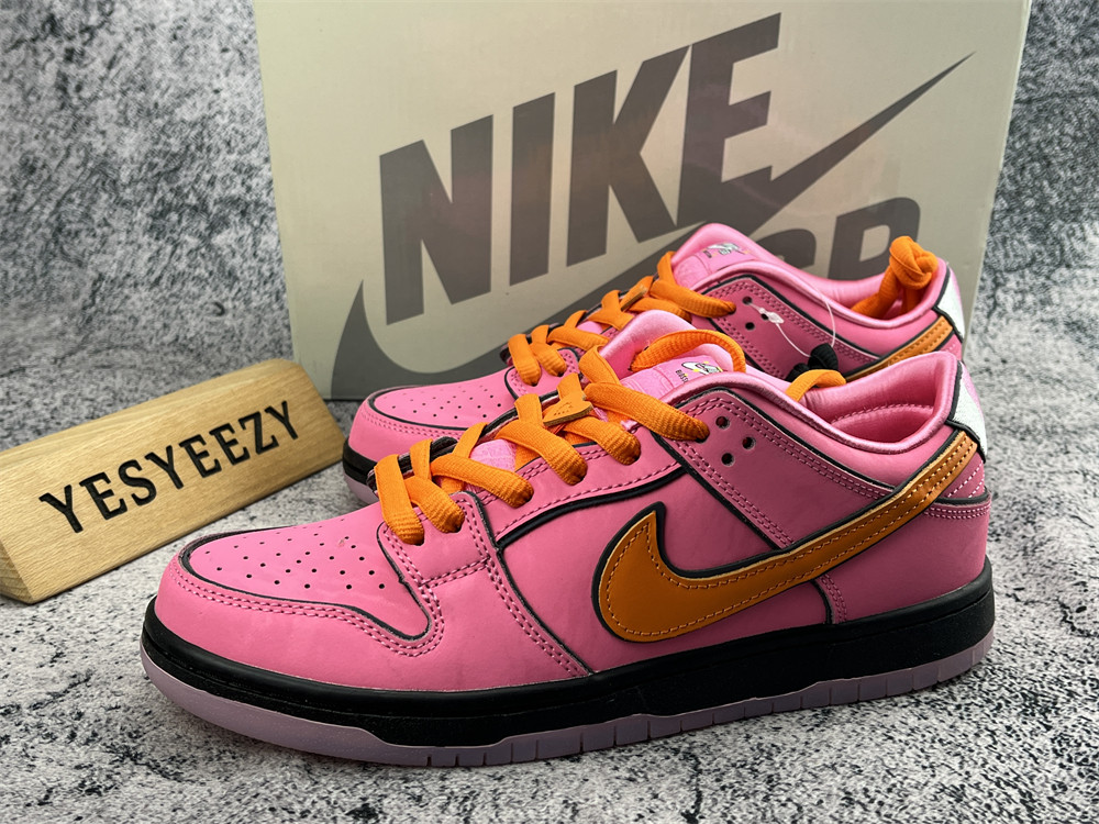 UA NIKE THE POWERPUFF GIRLS X DUNK LOW PRO SB QS 