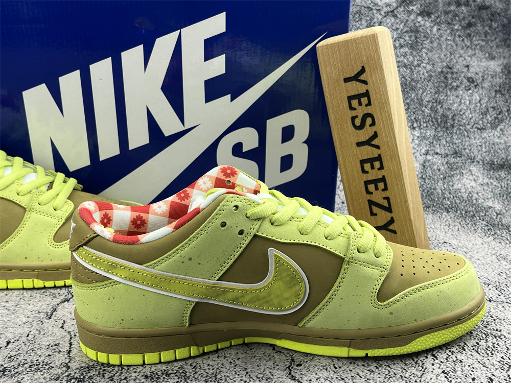 UA DUNK LOW GREEN