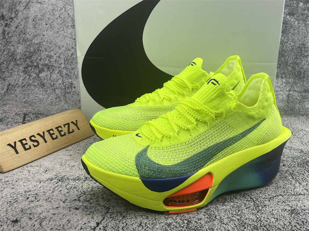 UA NIKE AIR ZOOM ALPHAFLY NEXT% 3 