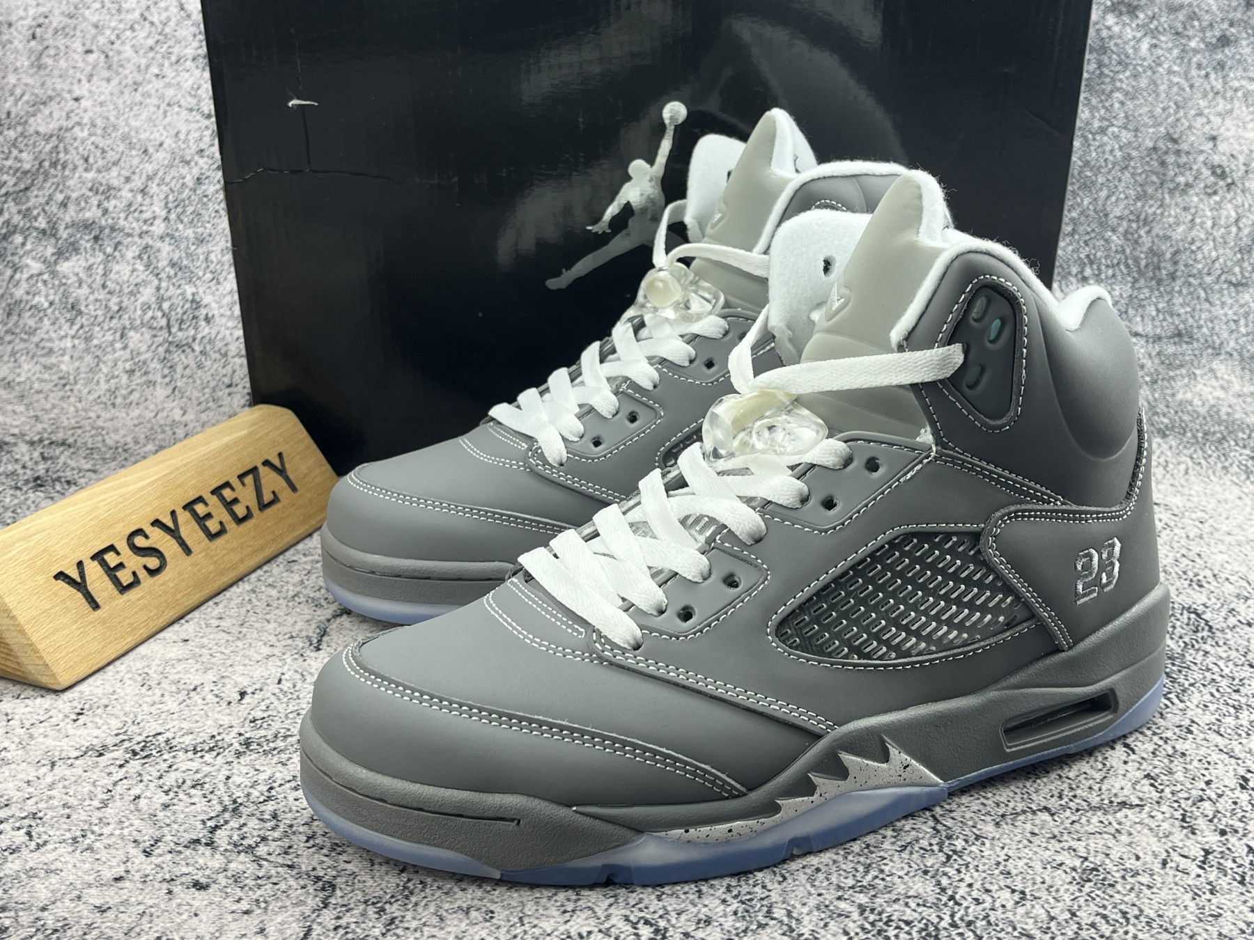 UA Jordan 5 Retro