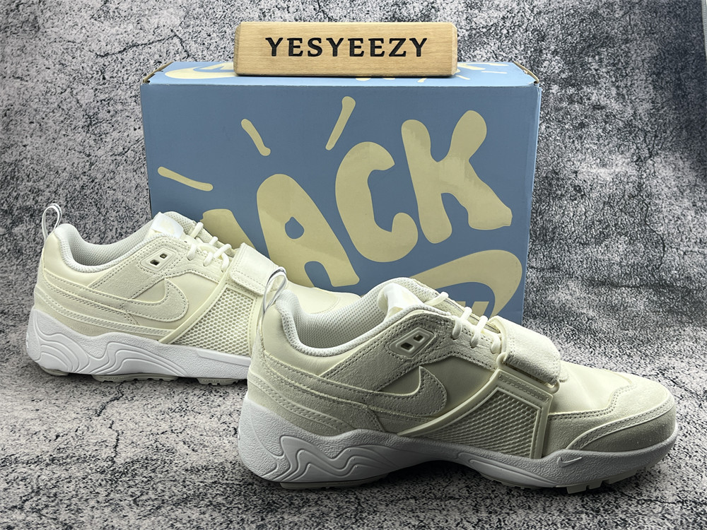 UA Nike Zoom Field Jaxx SP