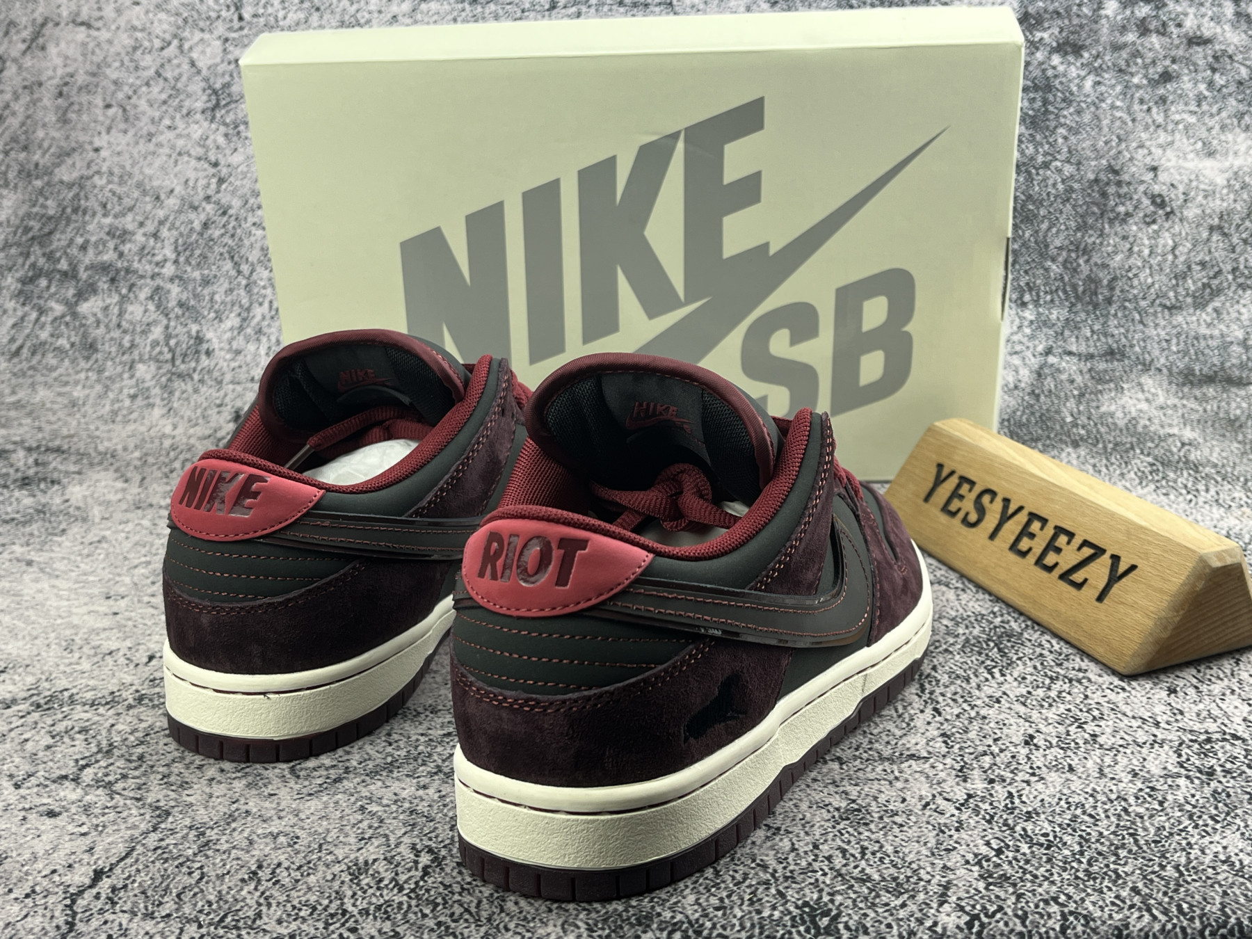 UA Nike SB Dunk Low