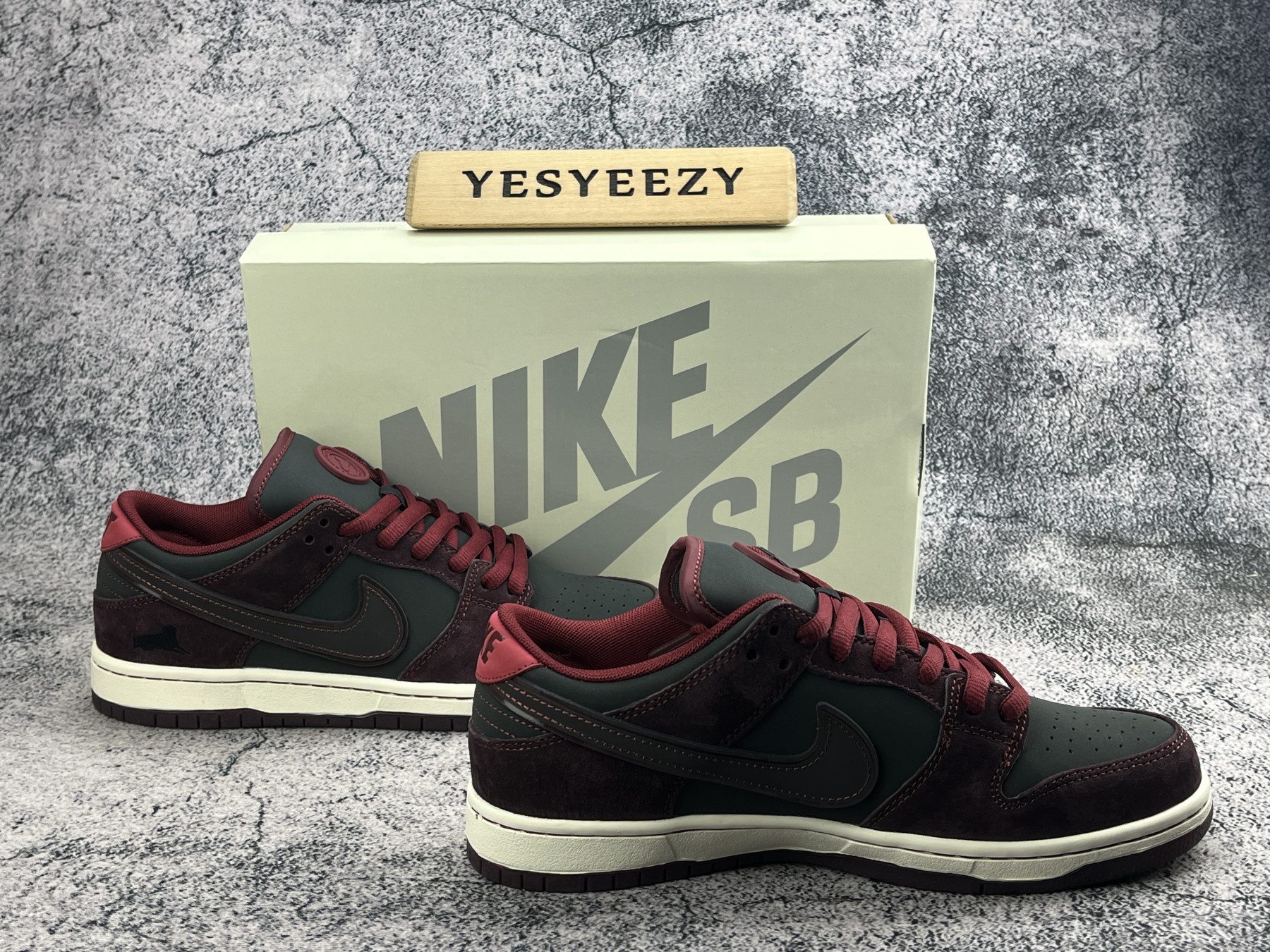 UA Nike SB Dunk Low