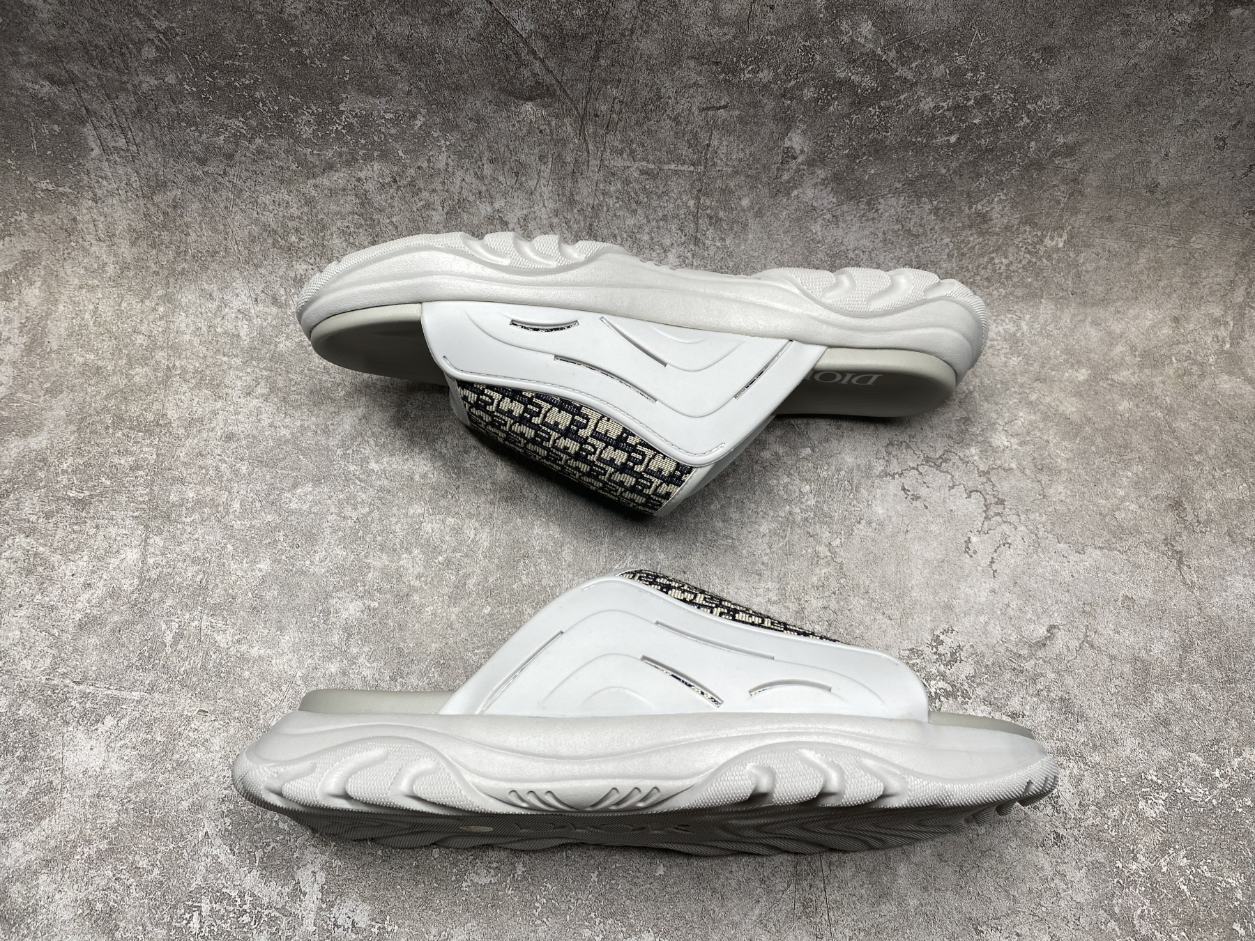UA D10r Sandal