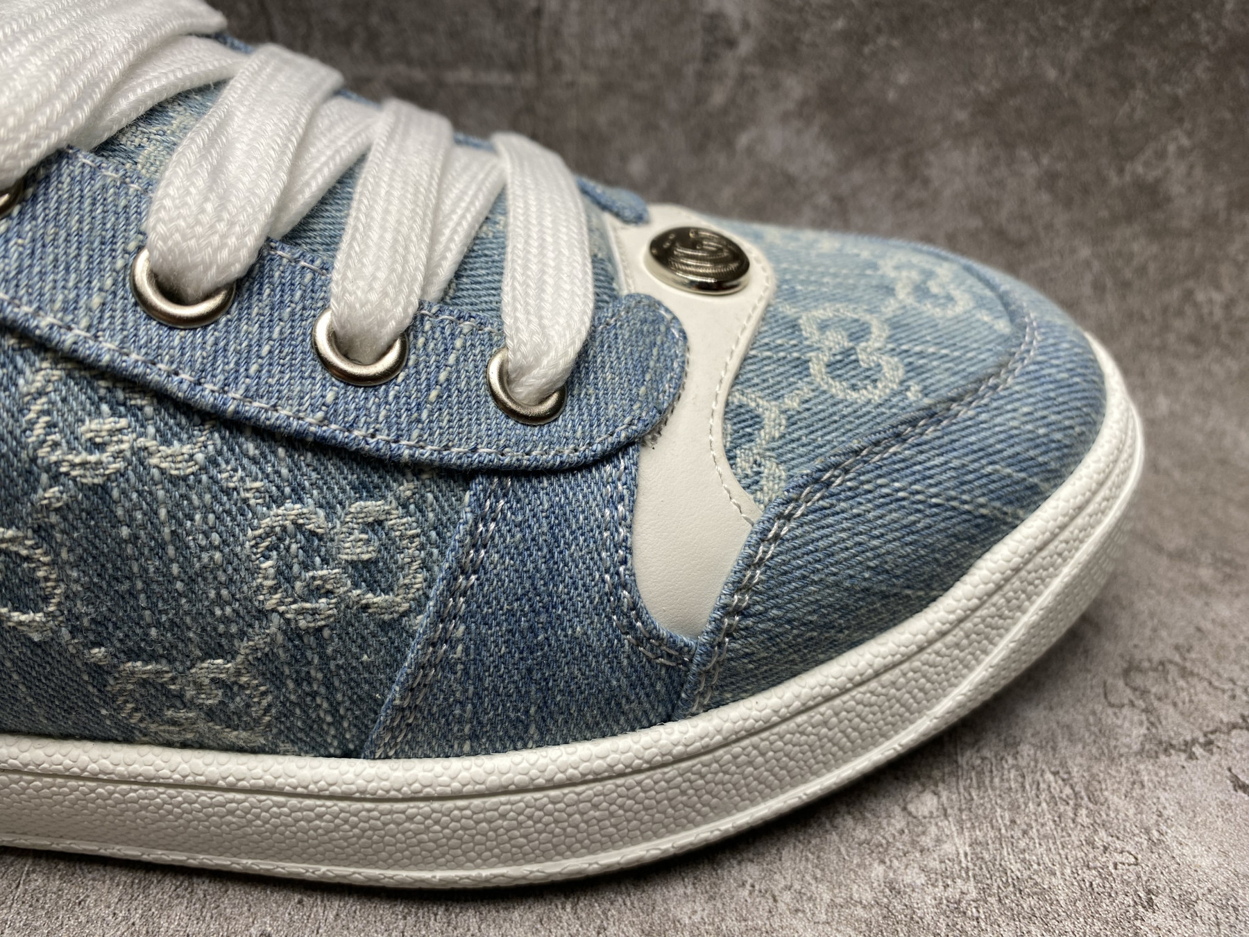 UA Gvc*1 Sneakers