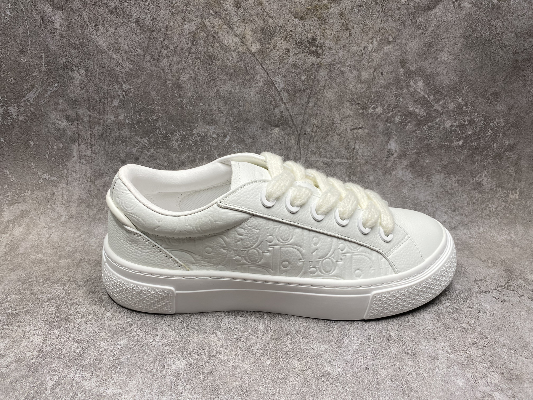 UA D10r B33 Sneaker