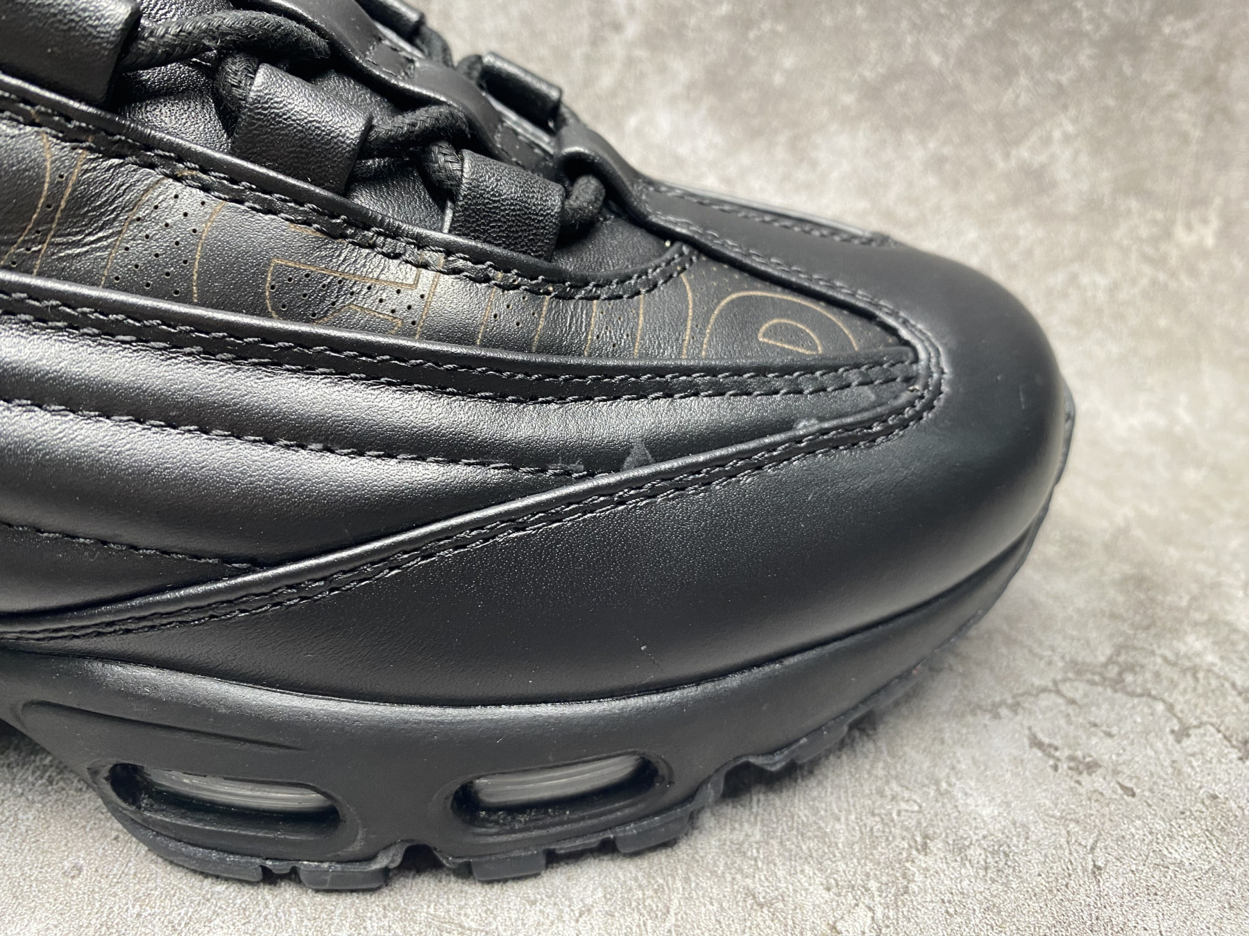 UA Nike Air Max 95