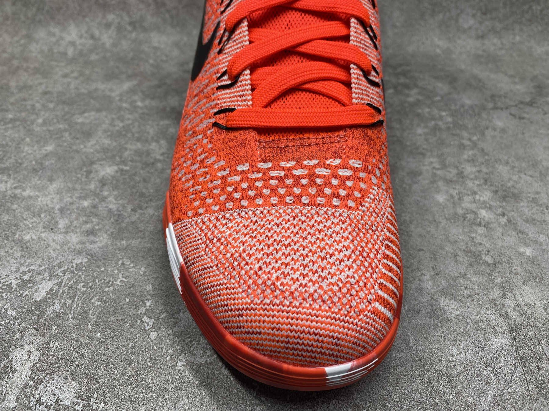 UA Nike Kobe 9 Elite Protro