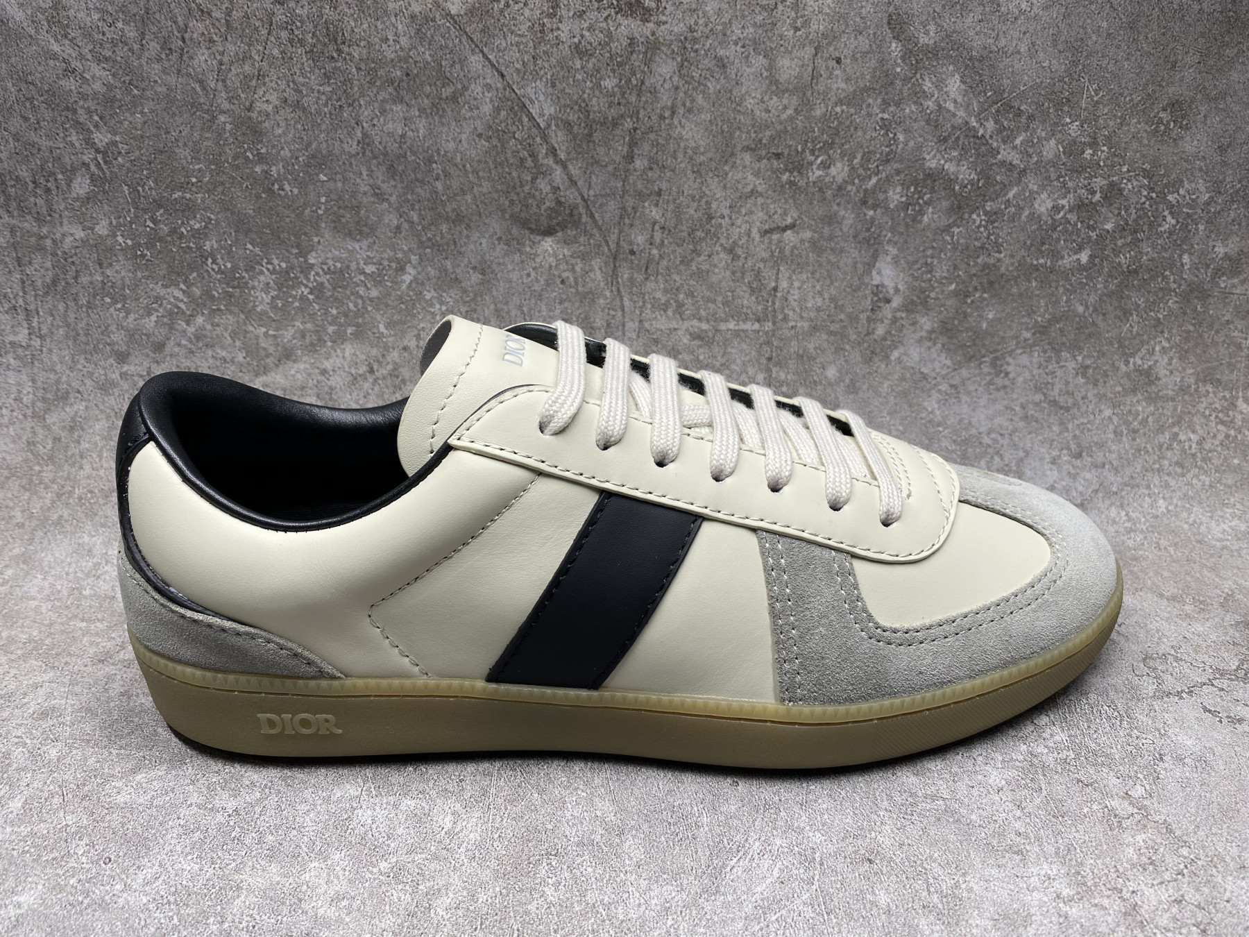 UA D10r B01 Matchpoint Sneaker