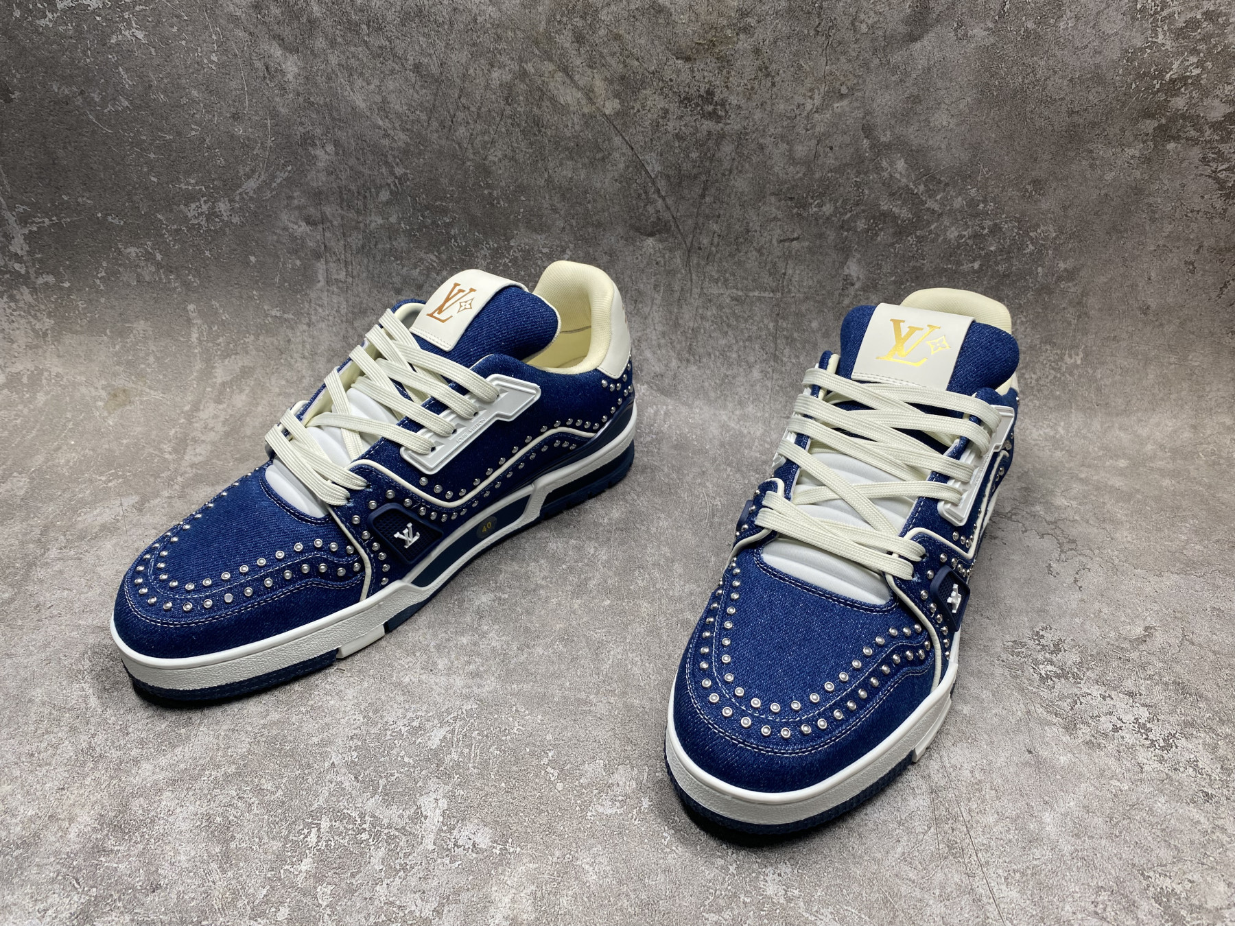 UA LV trainer Sneakers