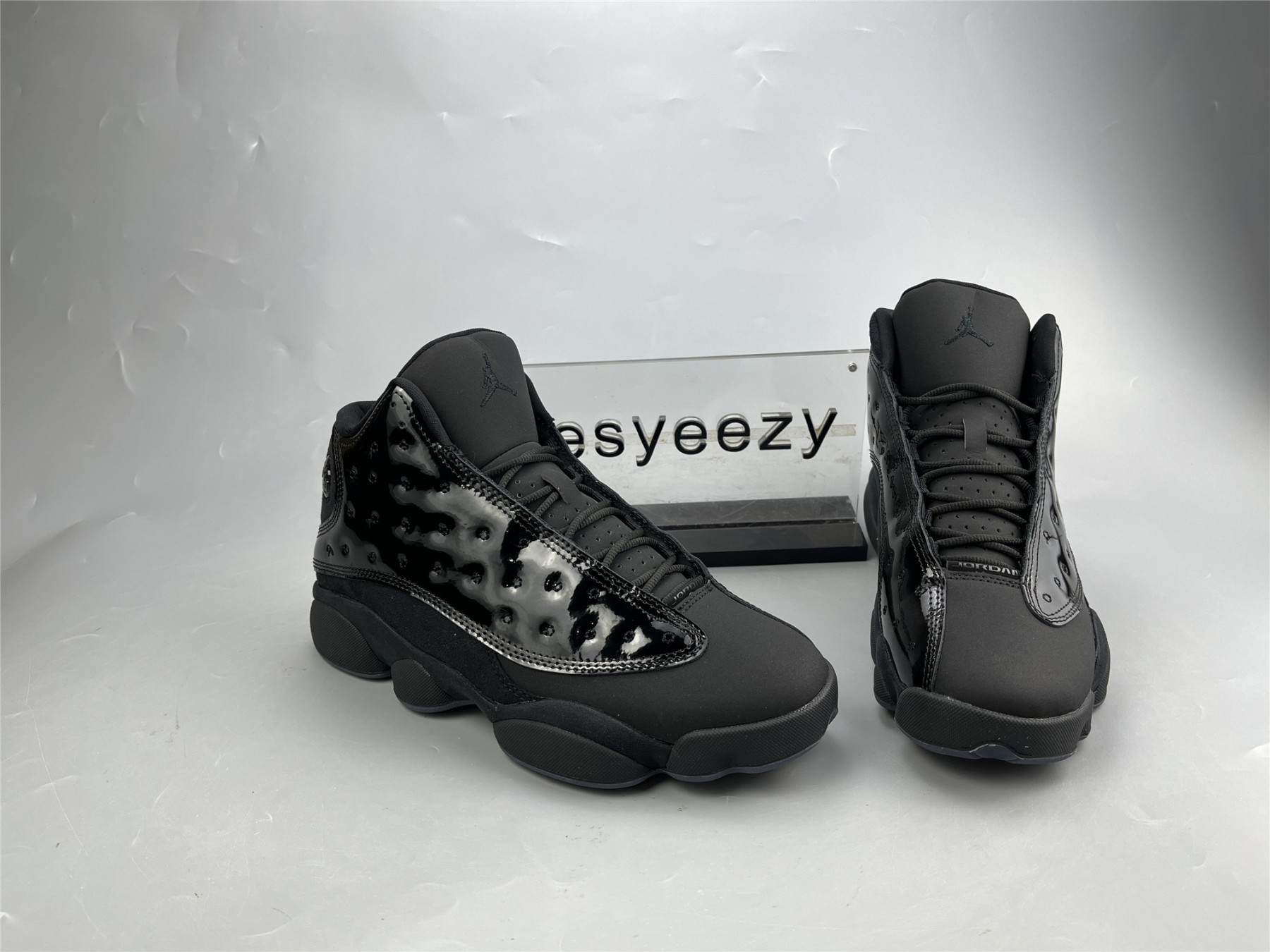 UA AIR JORDAN 13 RETRO 