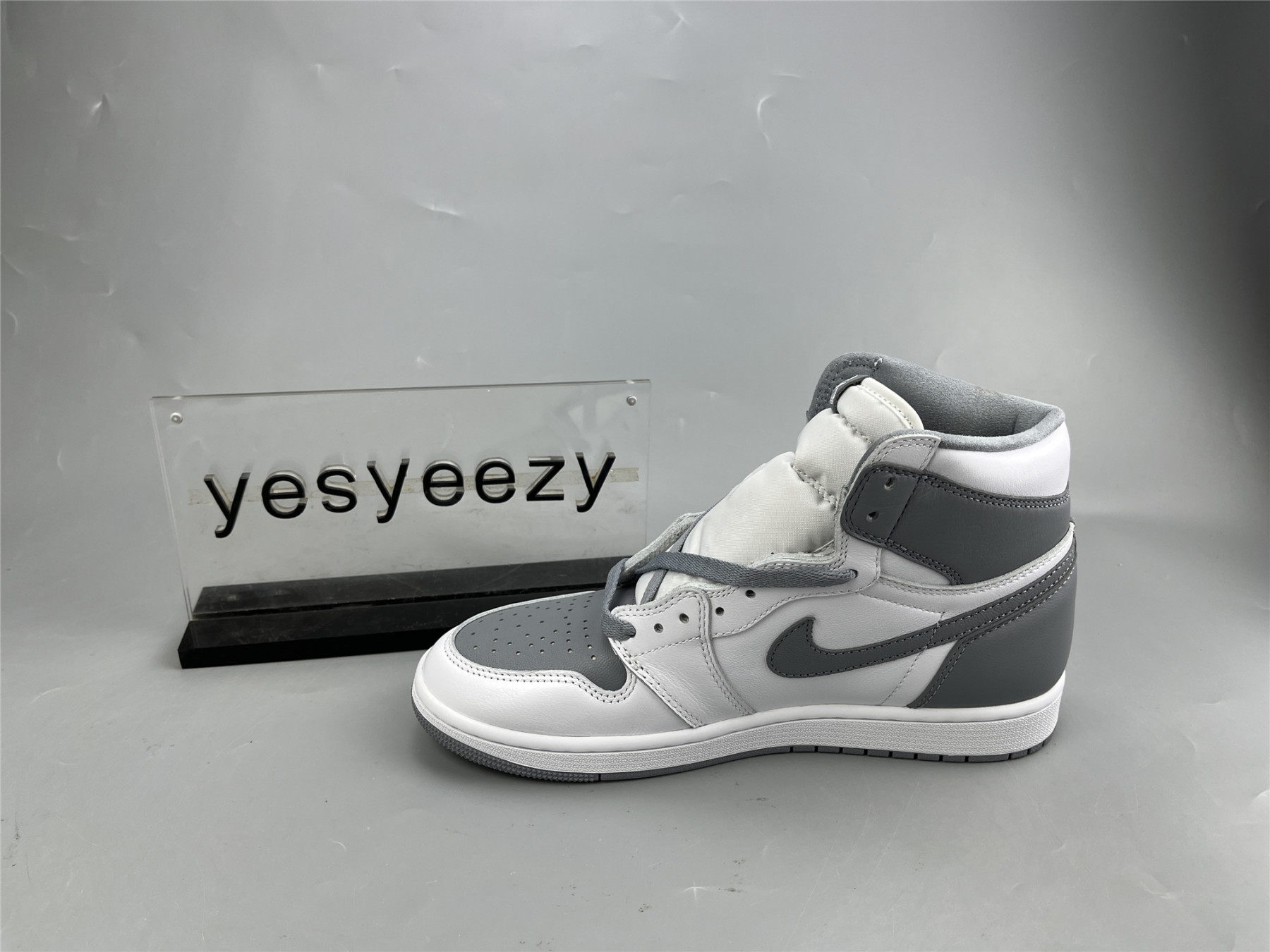 UA AIR JORDAN 1 RETRO HIGH OG 