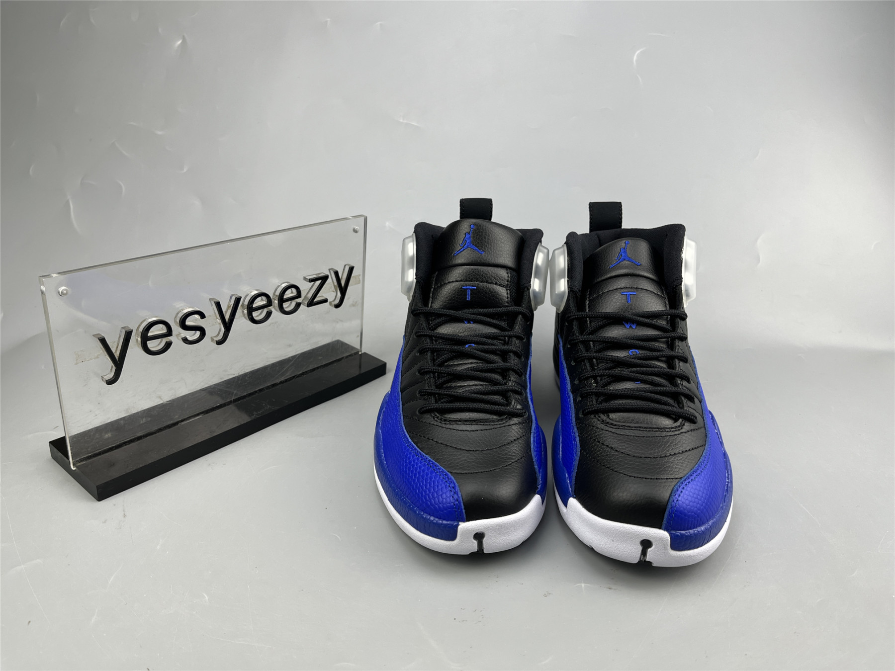 UA AIR JORDAN 12 â€œHYPER ROYALâ€