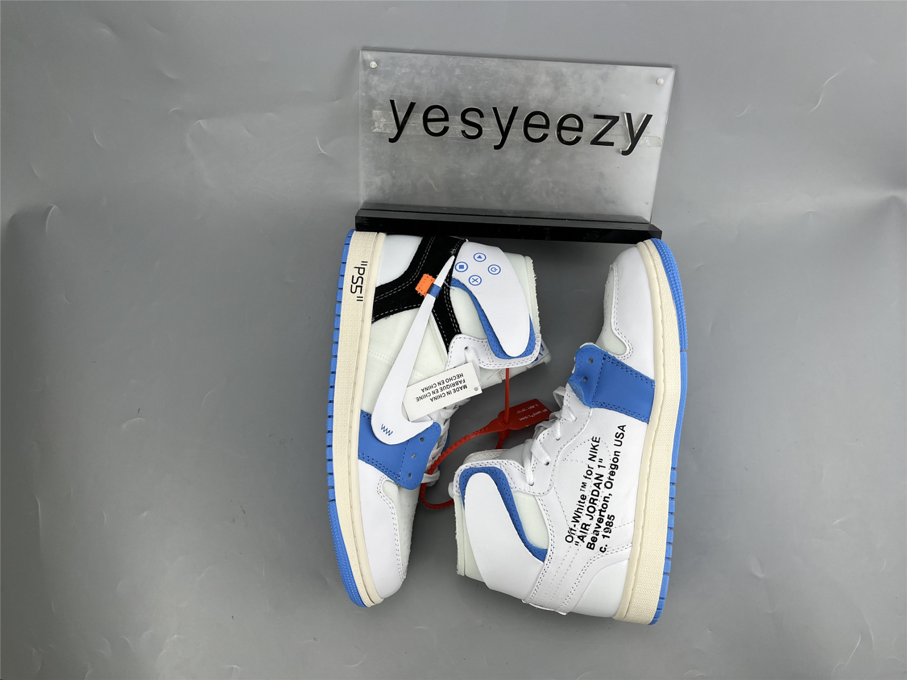 UA AIR JORDAN 1 OFF WHITE NRG