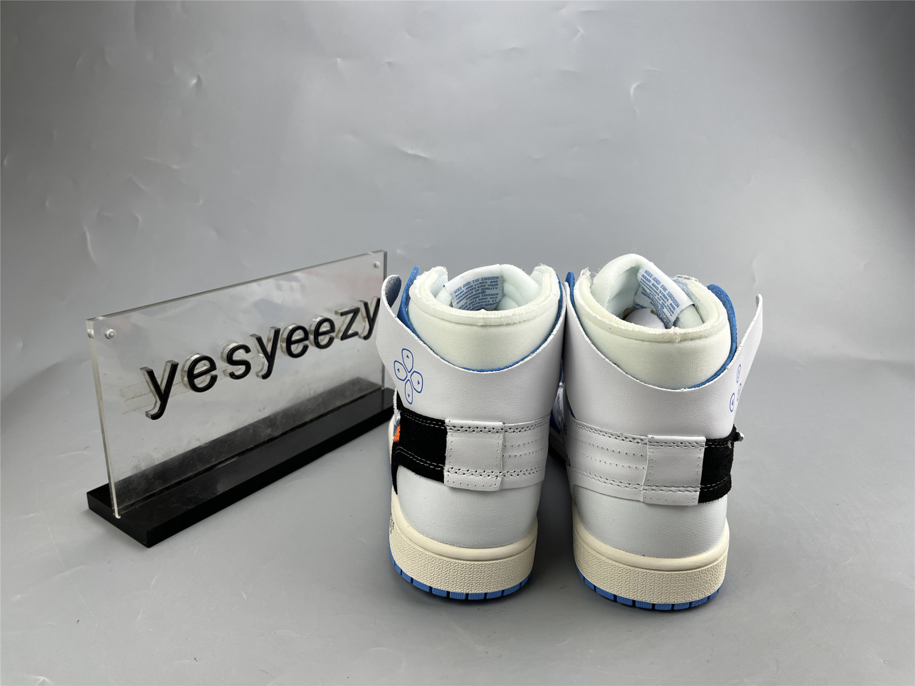 UA AIR JORDAN 1 OFF WHITE NRG