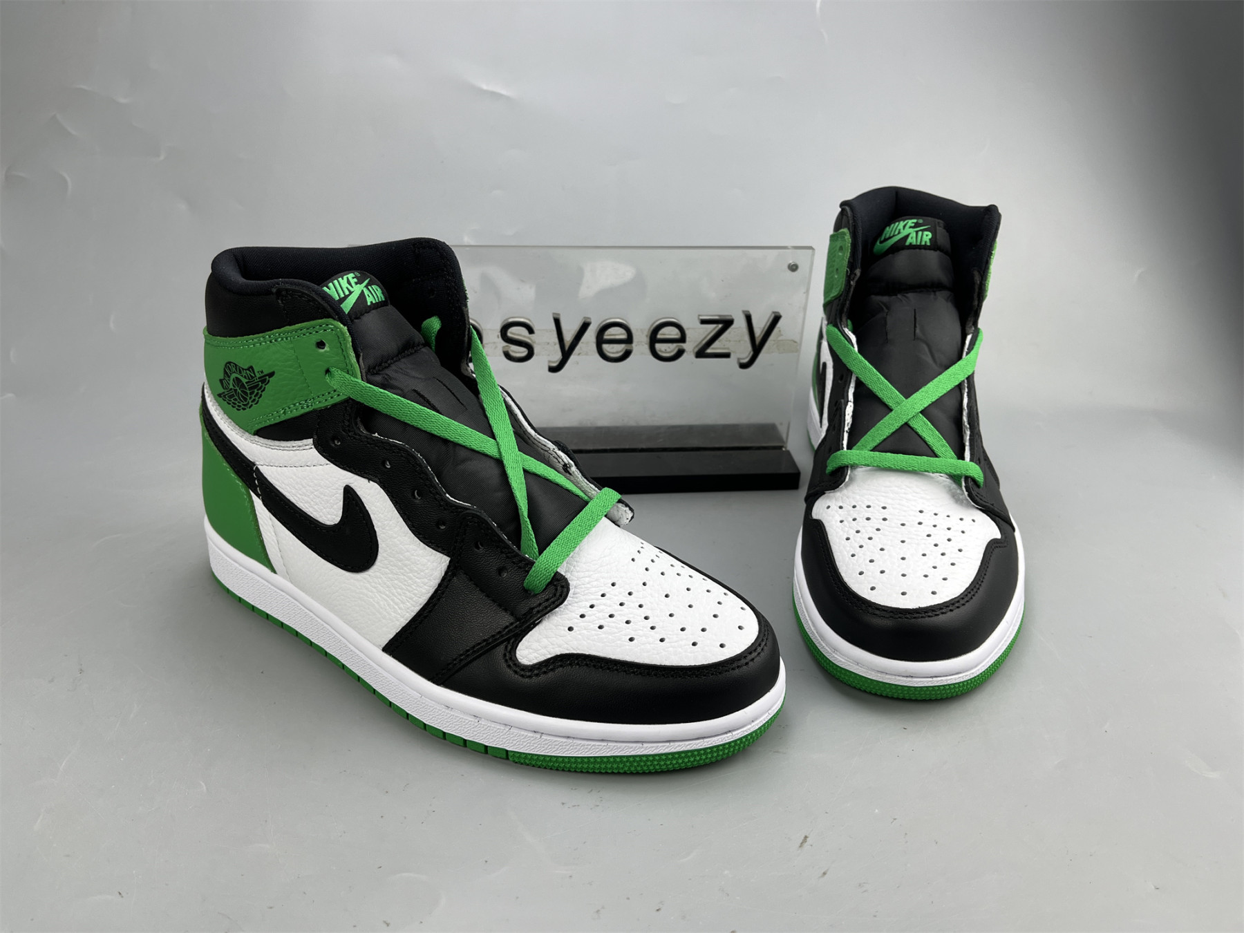 UA AIR JORDAN 1 RETRO HIGH OG 