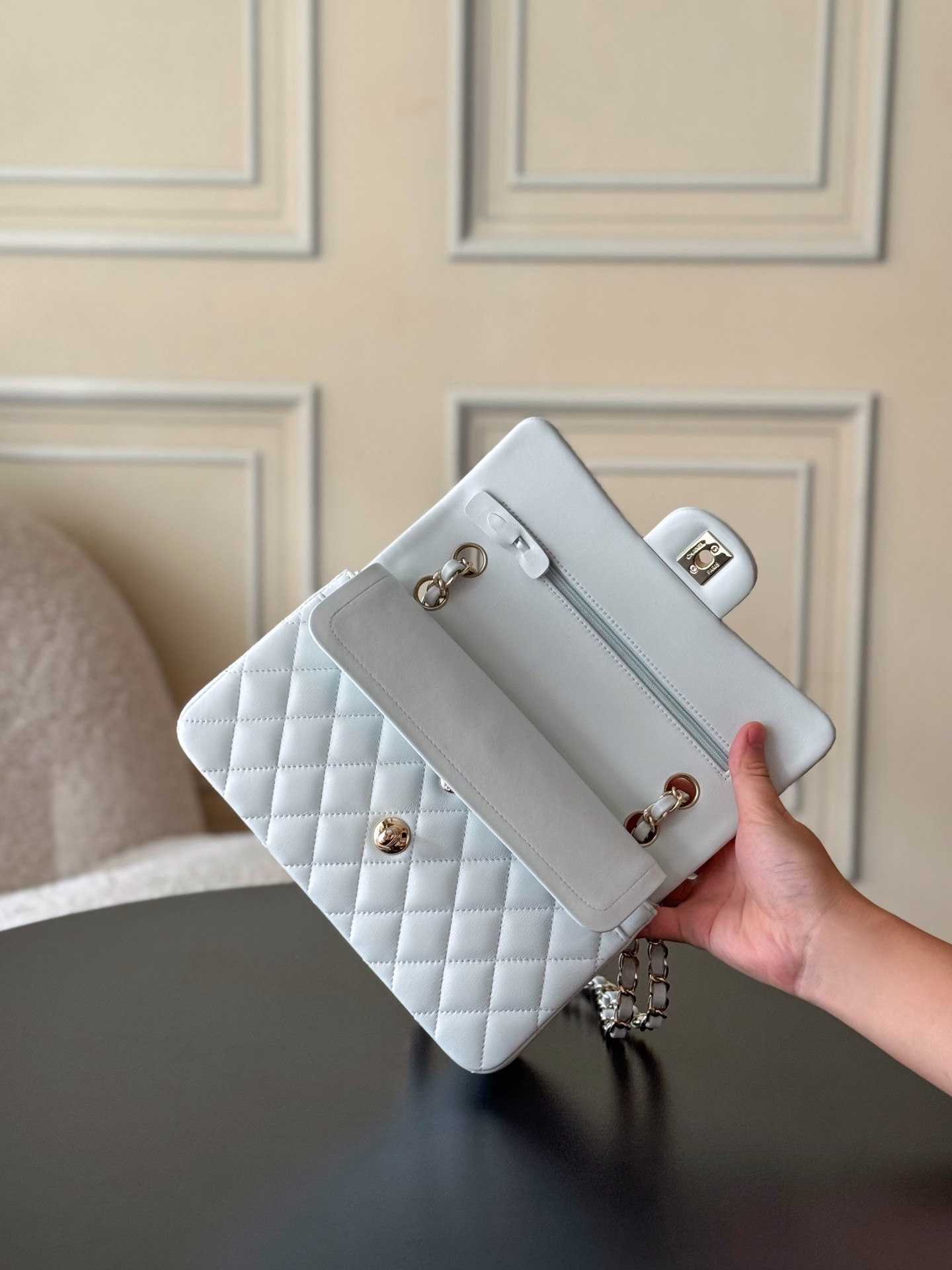Ch**el Small Classic Bag 23x6.5x14cm