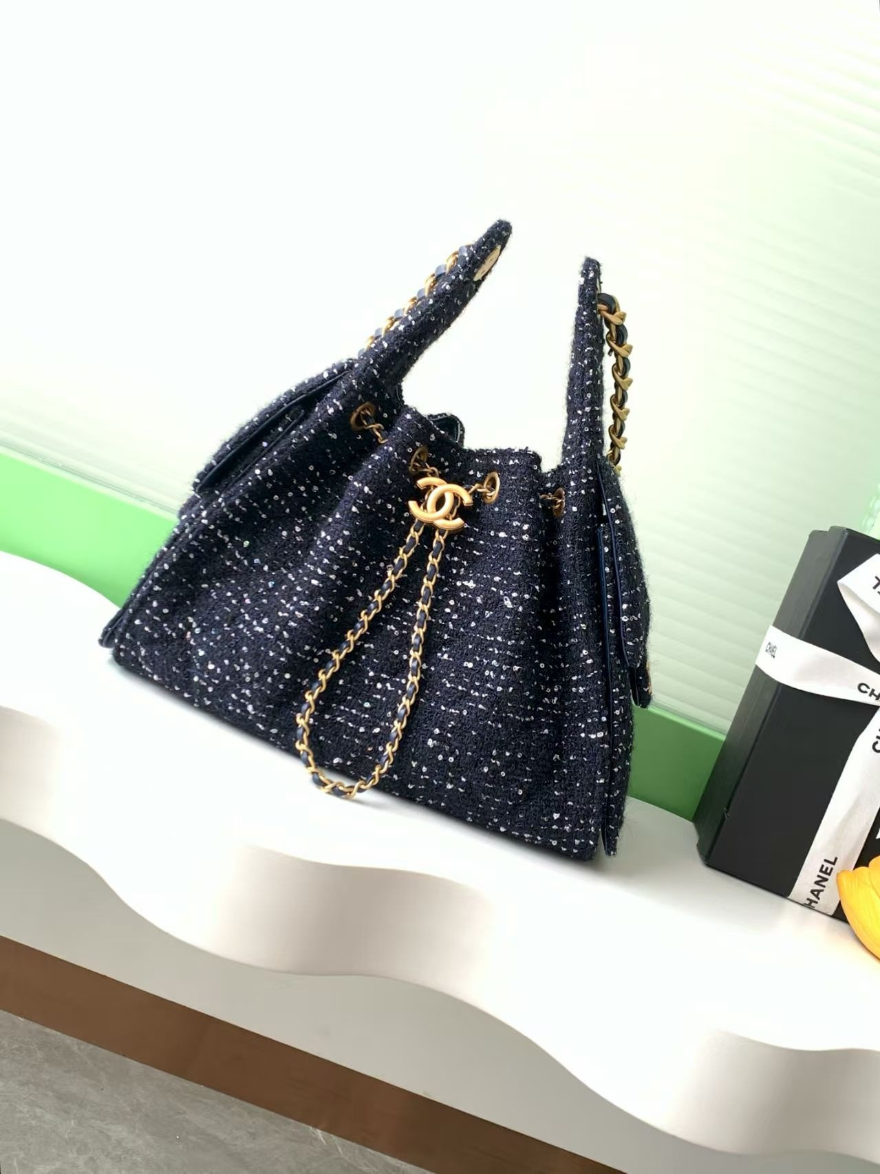 Ch**el 25 Bucket Tweed Bag 26x30x14cm
