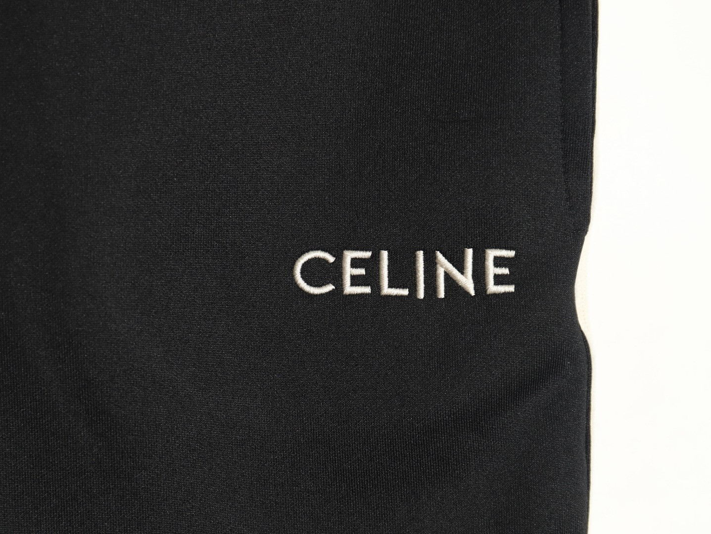 Ce1i*e 23Fw Pants Suit