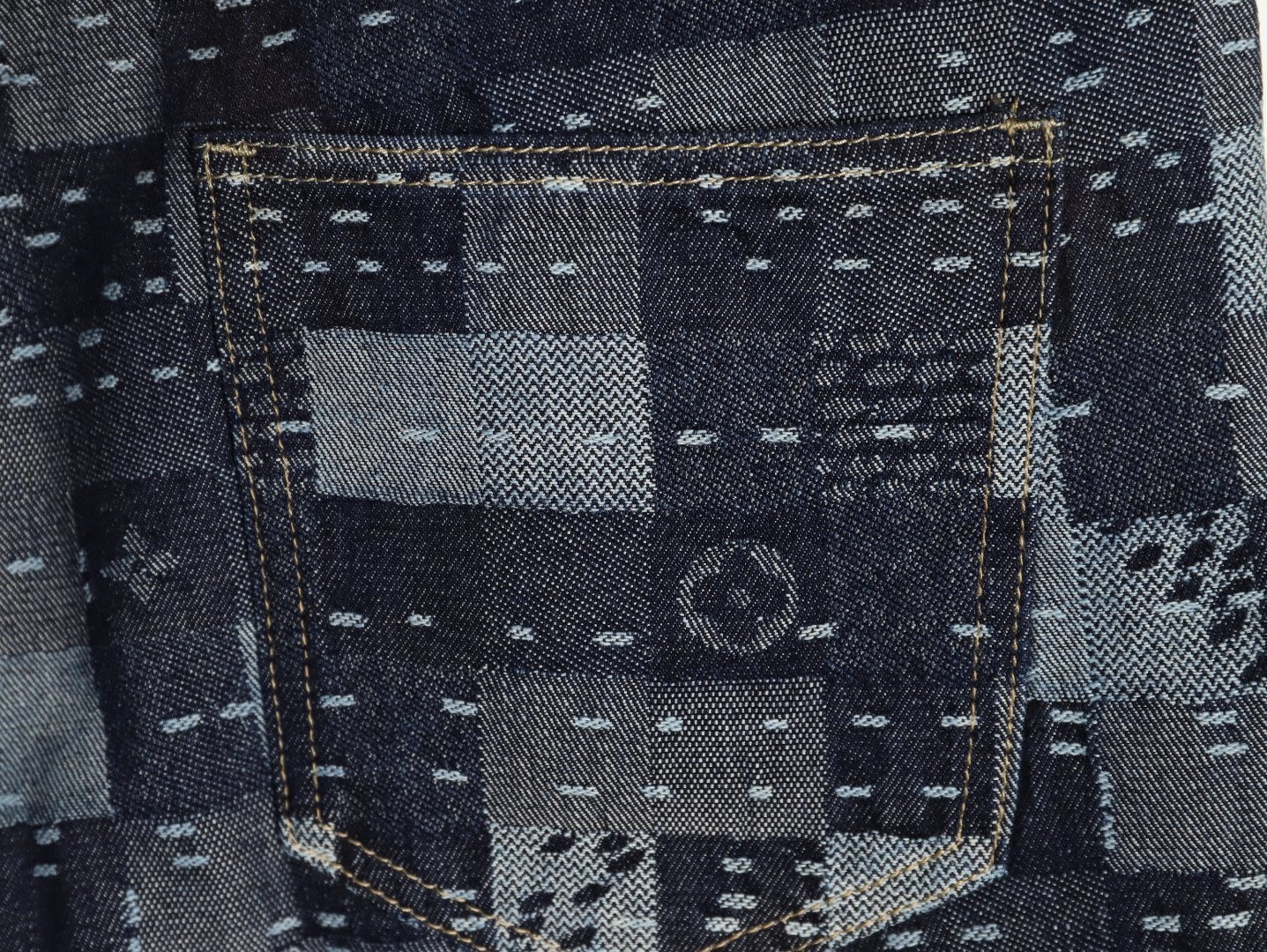 L0vis Vvtt0n 25FW Jeans Suit