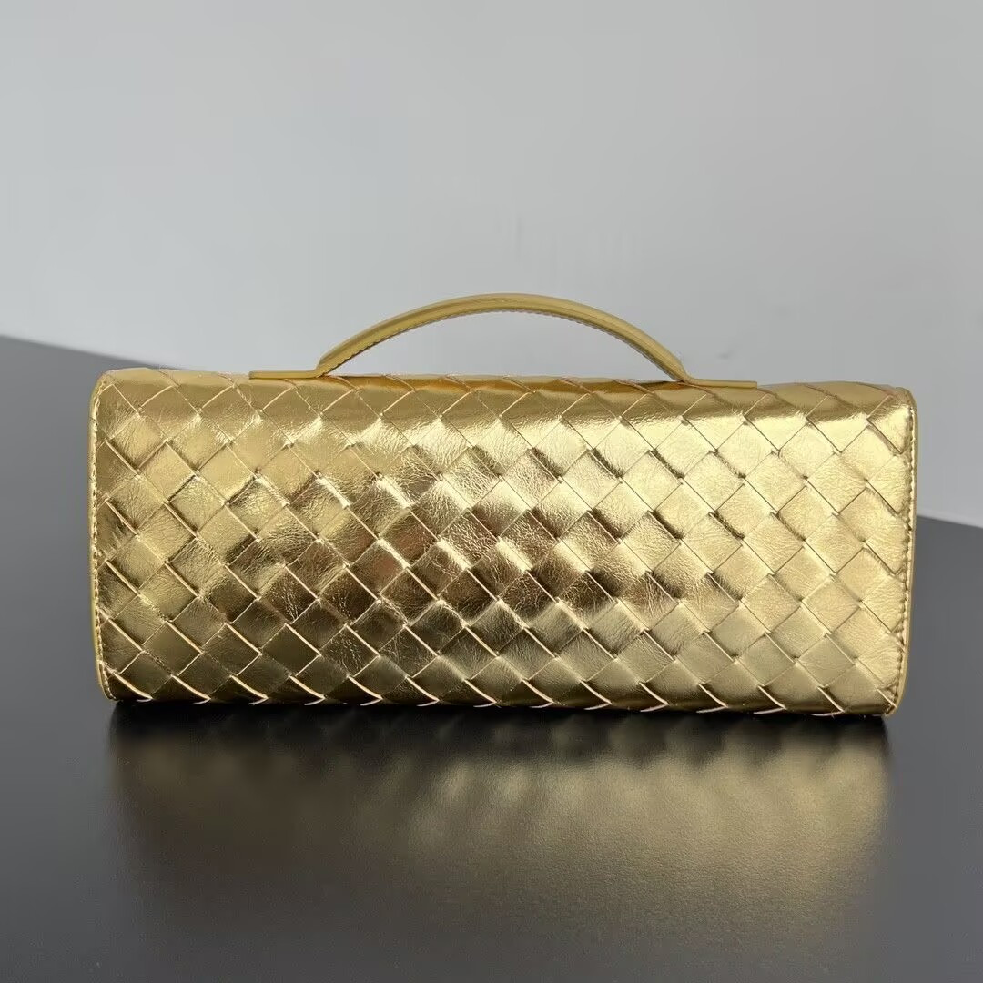 B0tt*ga Ven*ta Long Clutch Andiamo With Handle