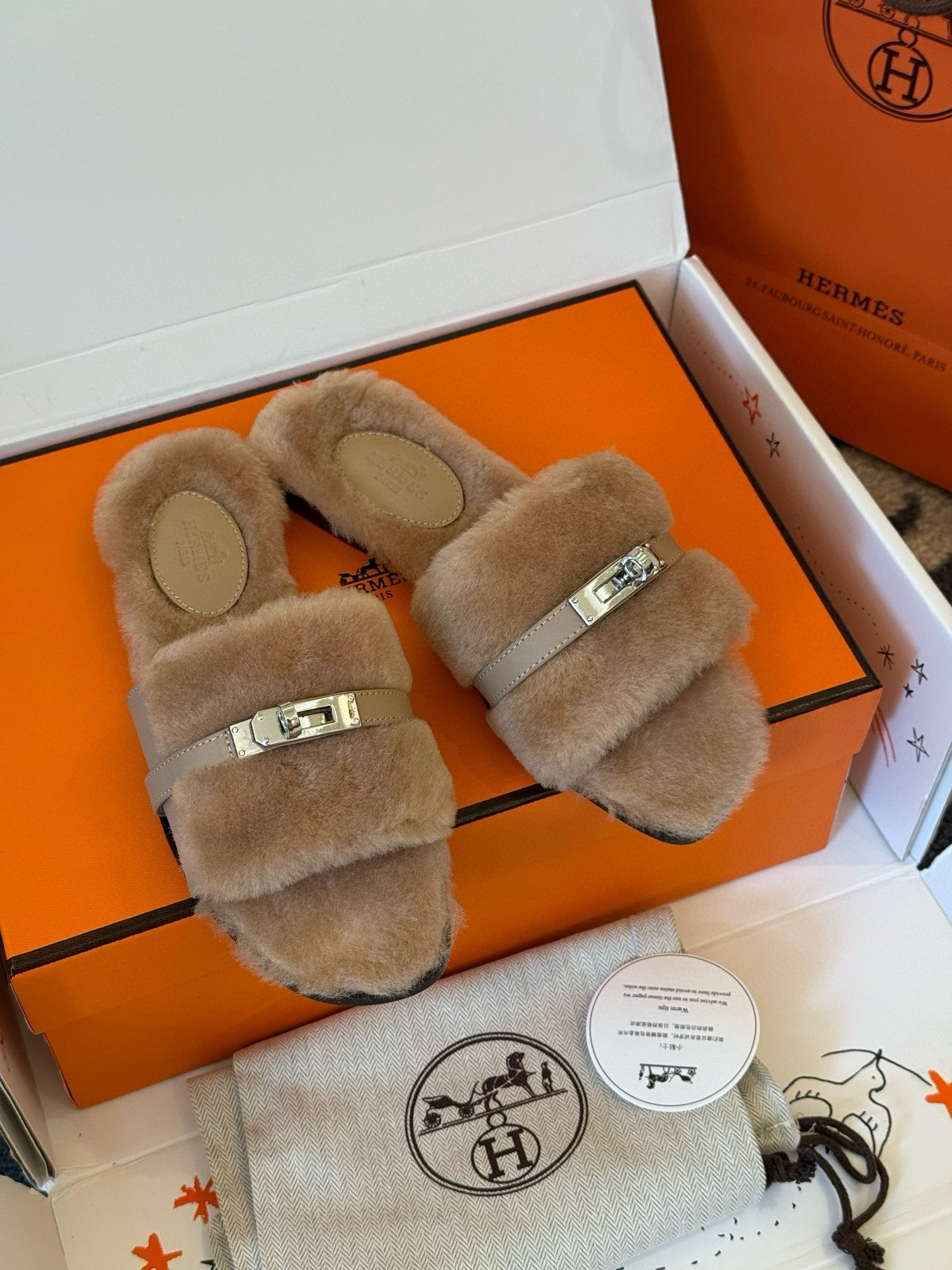 UA H**me5 Giulia Sandal