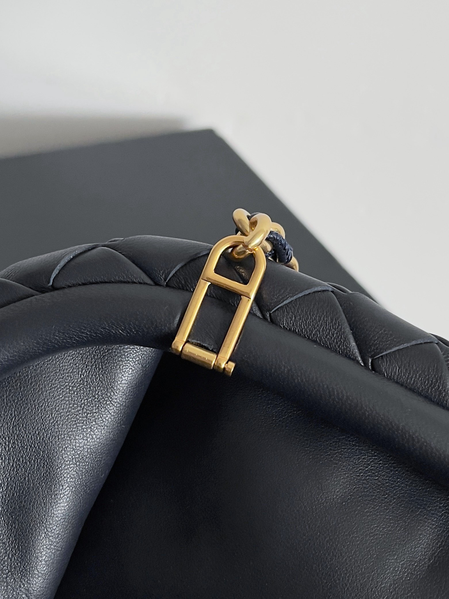 B0tt*ga Ven*ta LAUREN CLUTCH Andiamo Parachute 31x16.5x11cm