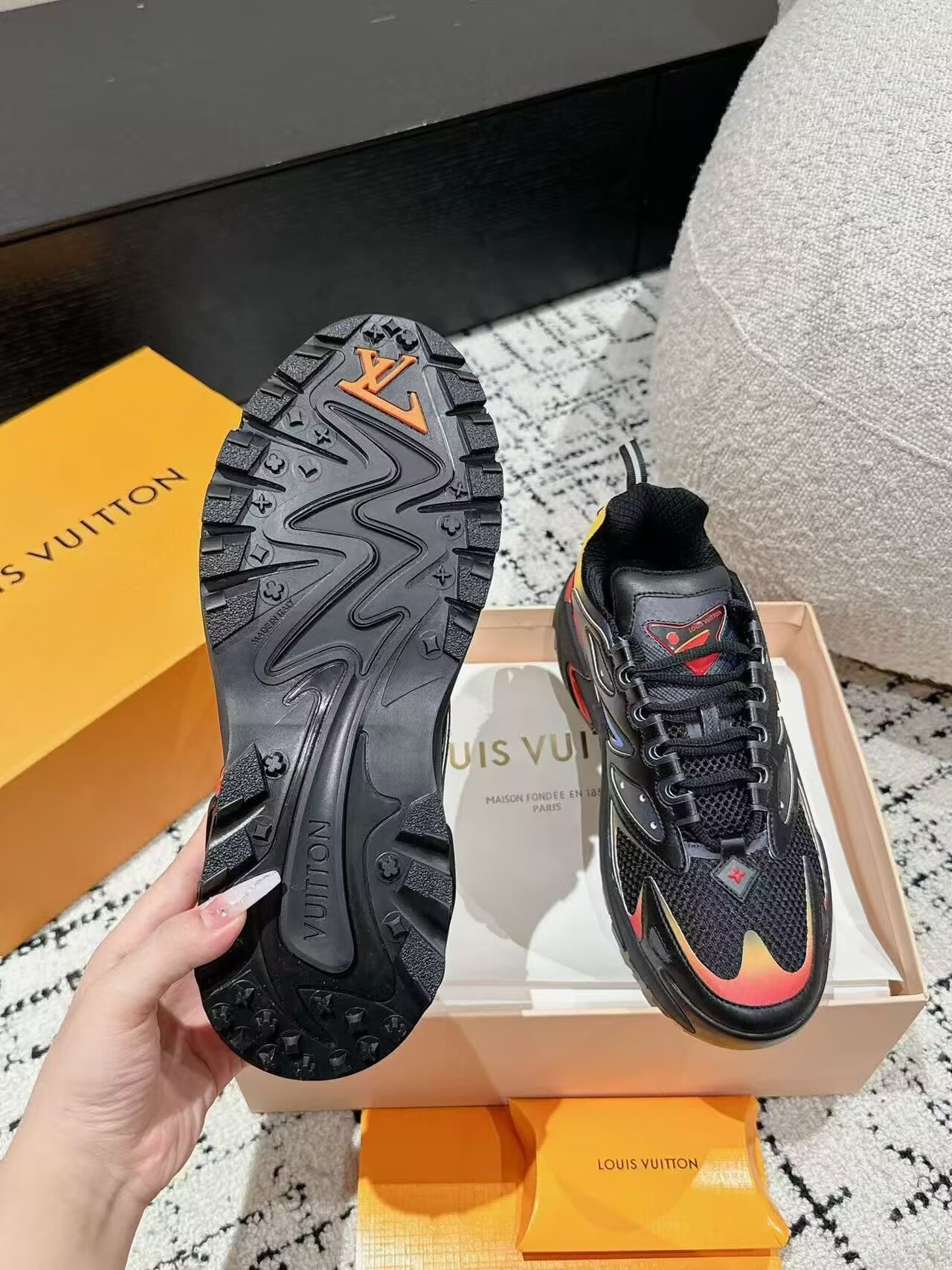 UA LV Runner Tatic Moka