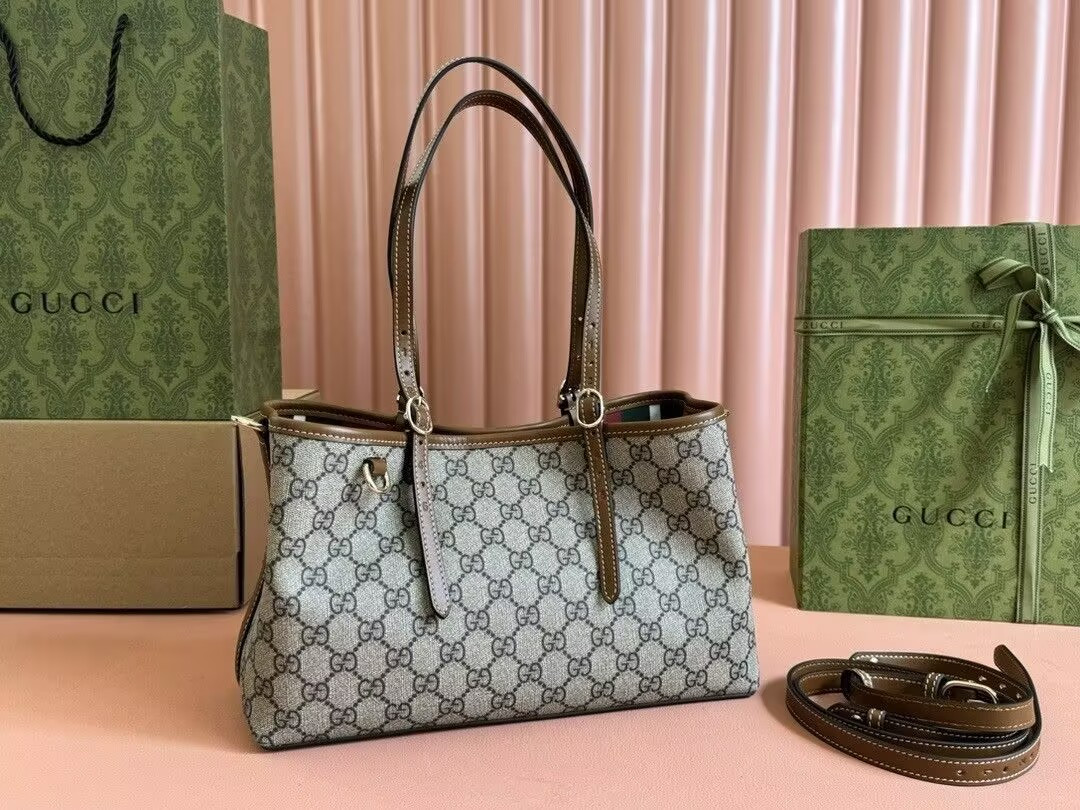 Gvc*1 GG Emblem Tote Bag 31x18.5x11.5cm