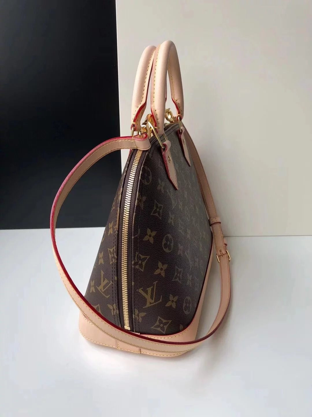 LV ALMA PM M53151