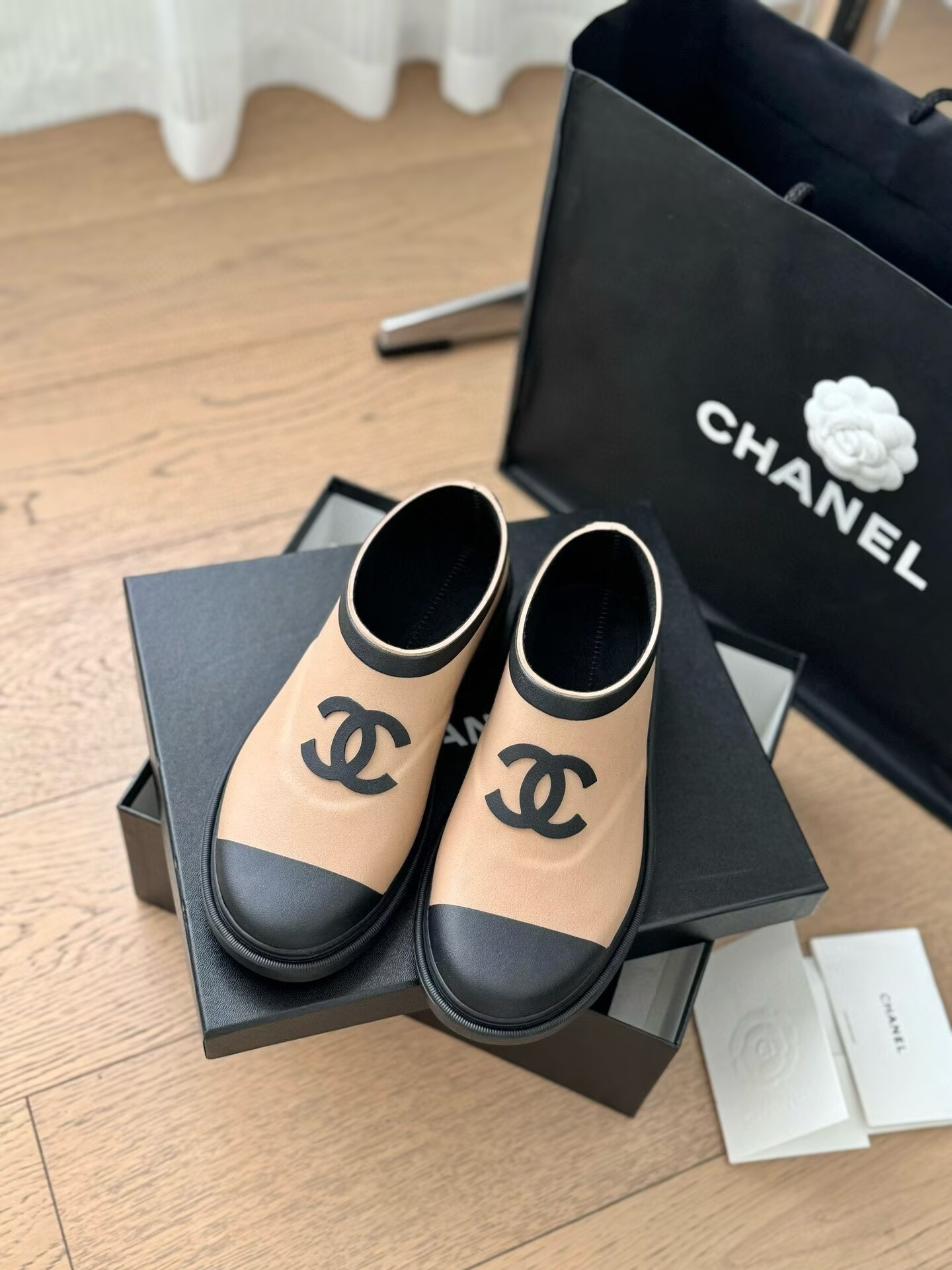 UA Ch**el Boots