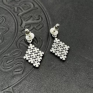 Ch*0me He**ts Large D1am0nd-shaped Cross Chain Earrings