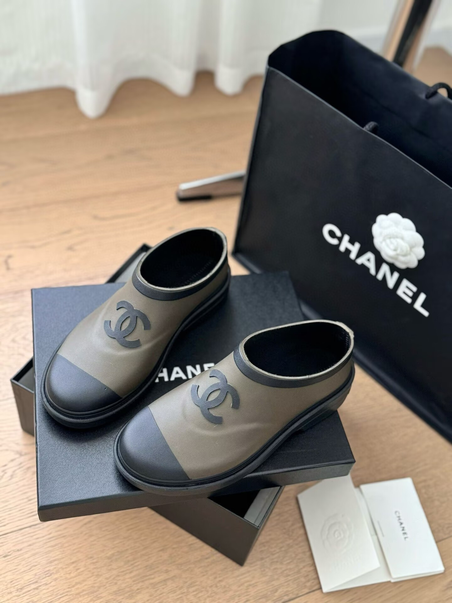 UA Ch**el Boots