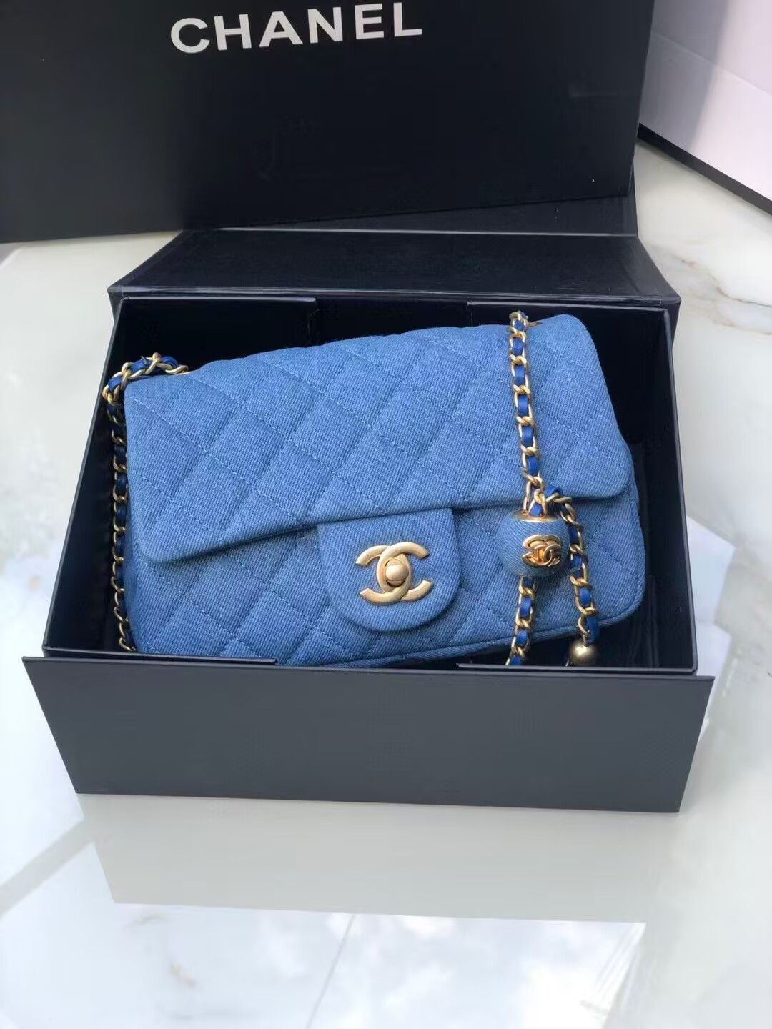 ch**el De*1m quilted flap bag 20x13x7cm