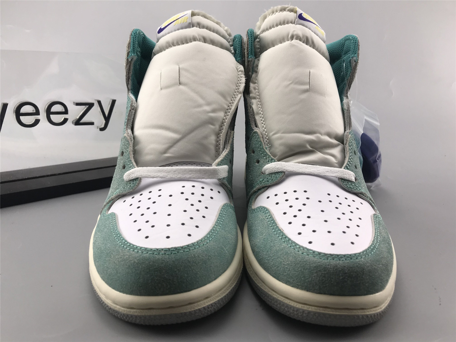 UA AIR JORDAN 1 RETRO HIGH OG "TURBO GREEN"