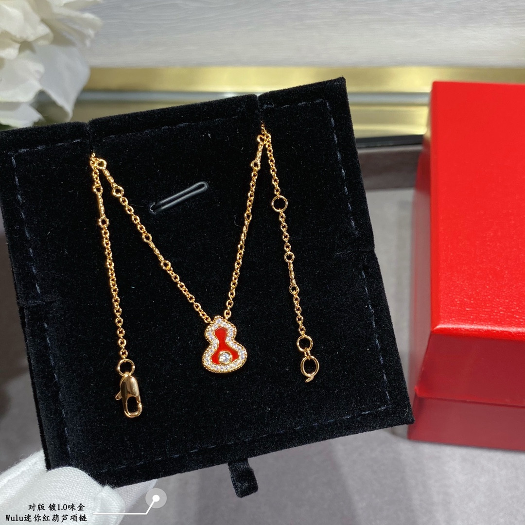 Qeelin Mini D1am0nd Red Gourd Necklace